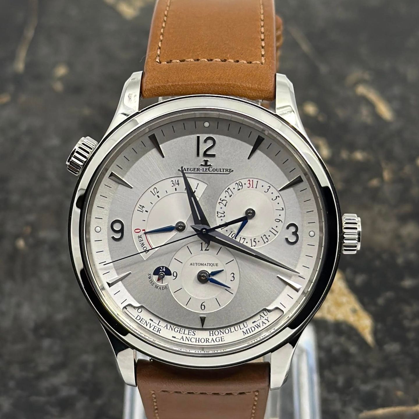 Jaeger-LeCoultre Master Control Q4128421 - (2/8)