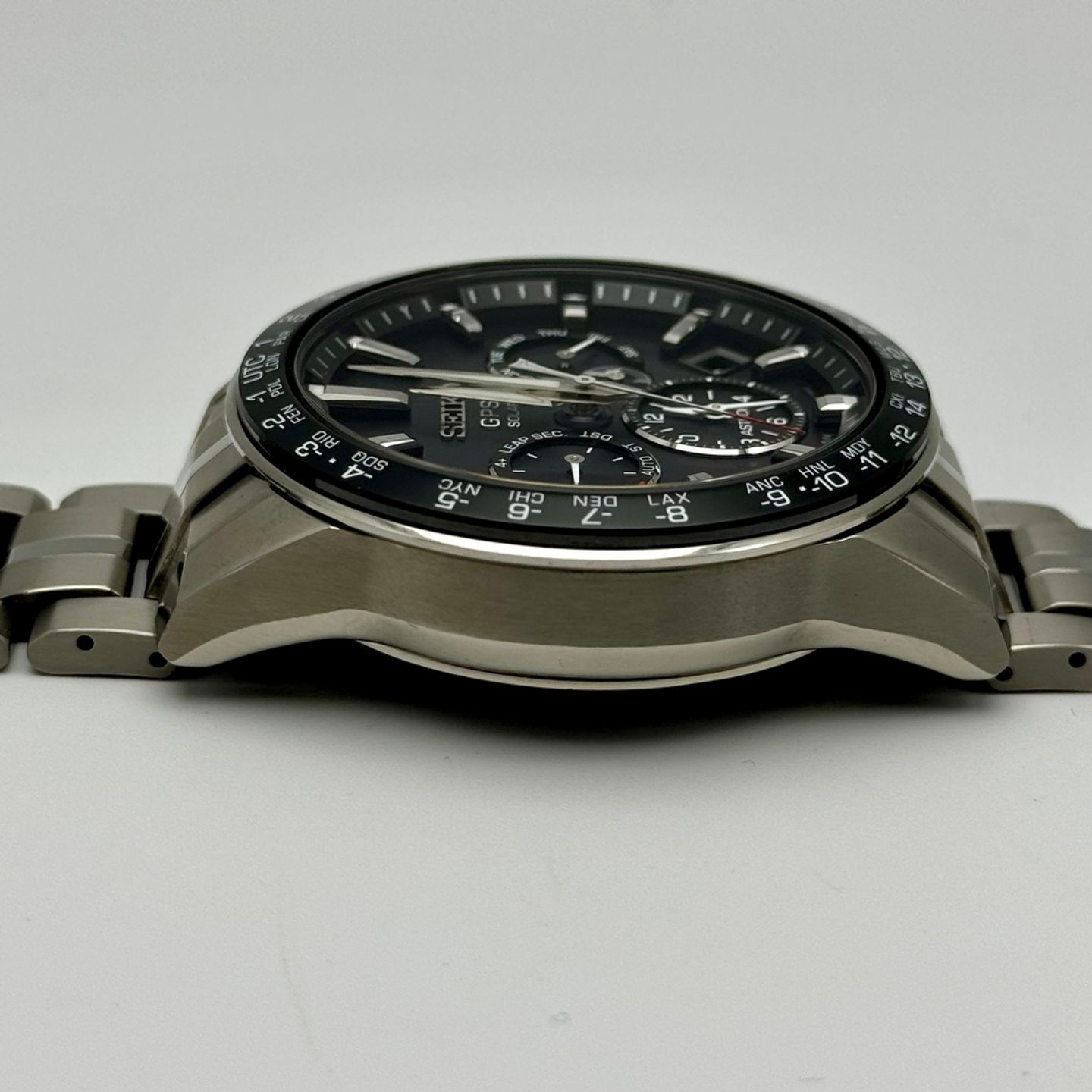 Seiko Astron SSH003J1 (2019) - Zwart wijzerplaat 43mm Titanium (5/10)