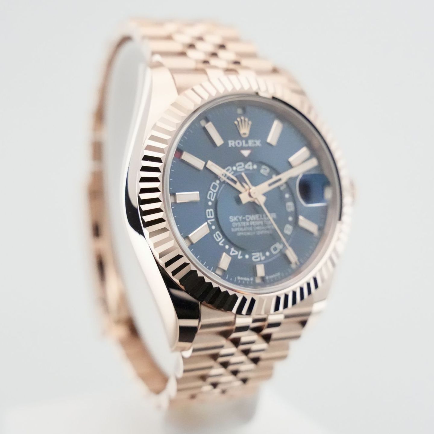 Rolex Sky-Dweller 336935 (2024) - Blauw wijzerplaat 42mm Roségoud (8/8)