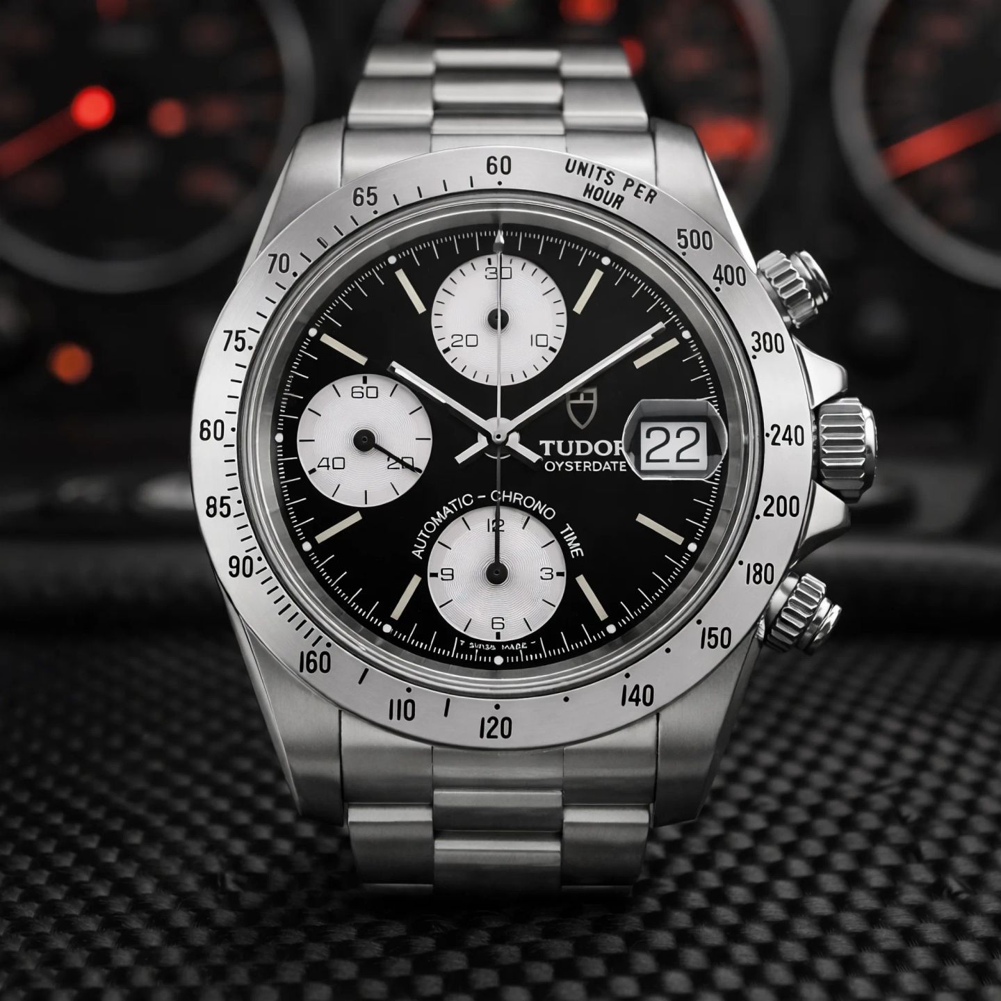 Tudor Prince Date 79280 - (3/8)