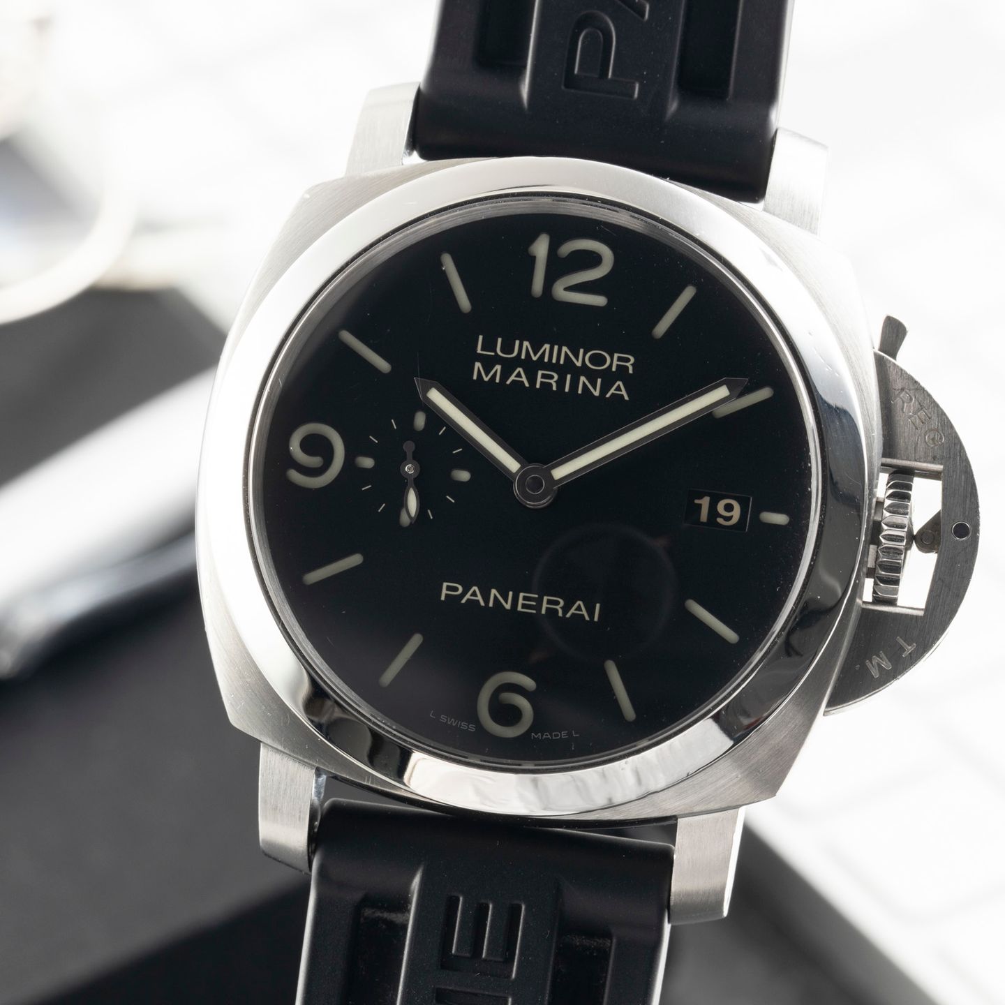 Panerai Luminor Marina 1950 3 Days Automatic PAM00312 (Unknown (random serial)) - Black dial 44 mm Steel case (3/8)