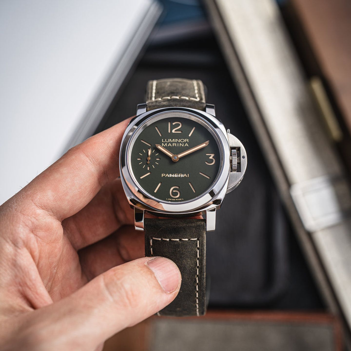 Panerai Luminor Marina 8 Days PAM00911 (2018) - Green dial 44 mm Steel case (5/8)