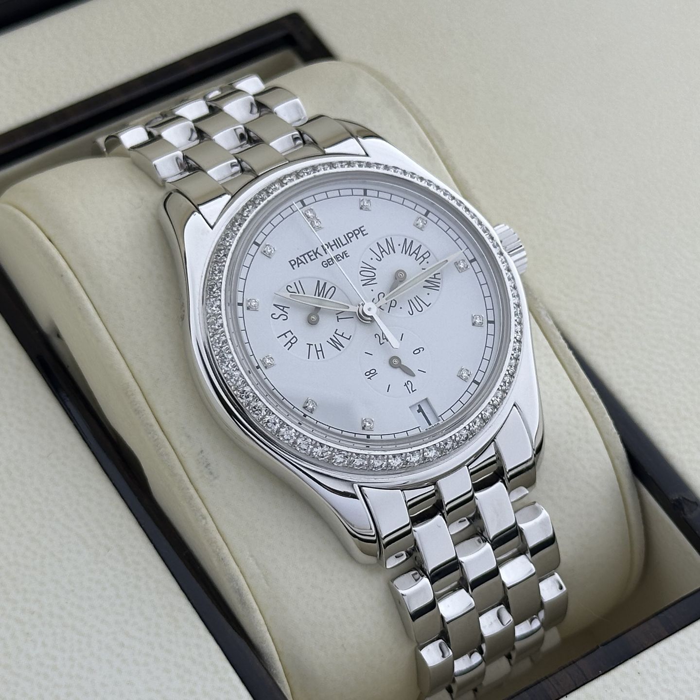 Patek Philippe Annual Calendar 5037/1G - (8/8)