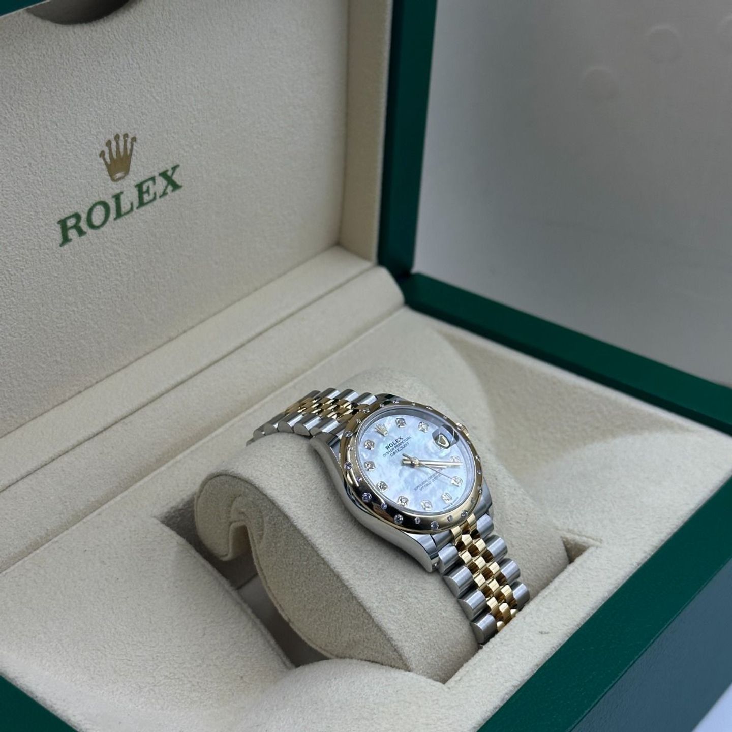 Rolex Datejust 31 278343RBR (2024) - Wit wijzerplaat 31mm Staal (3/8)