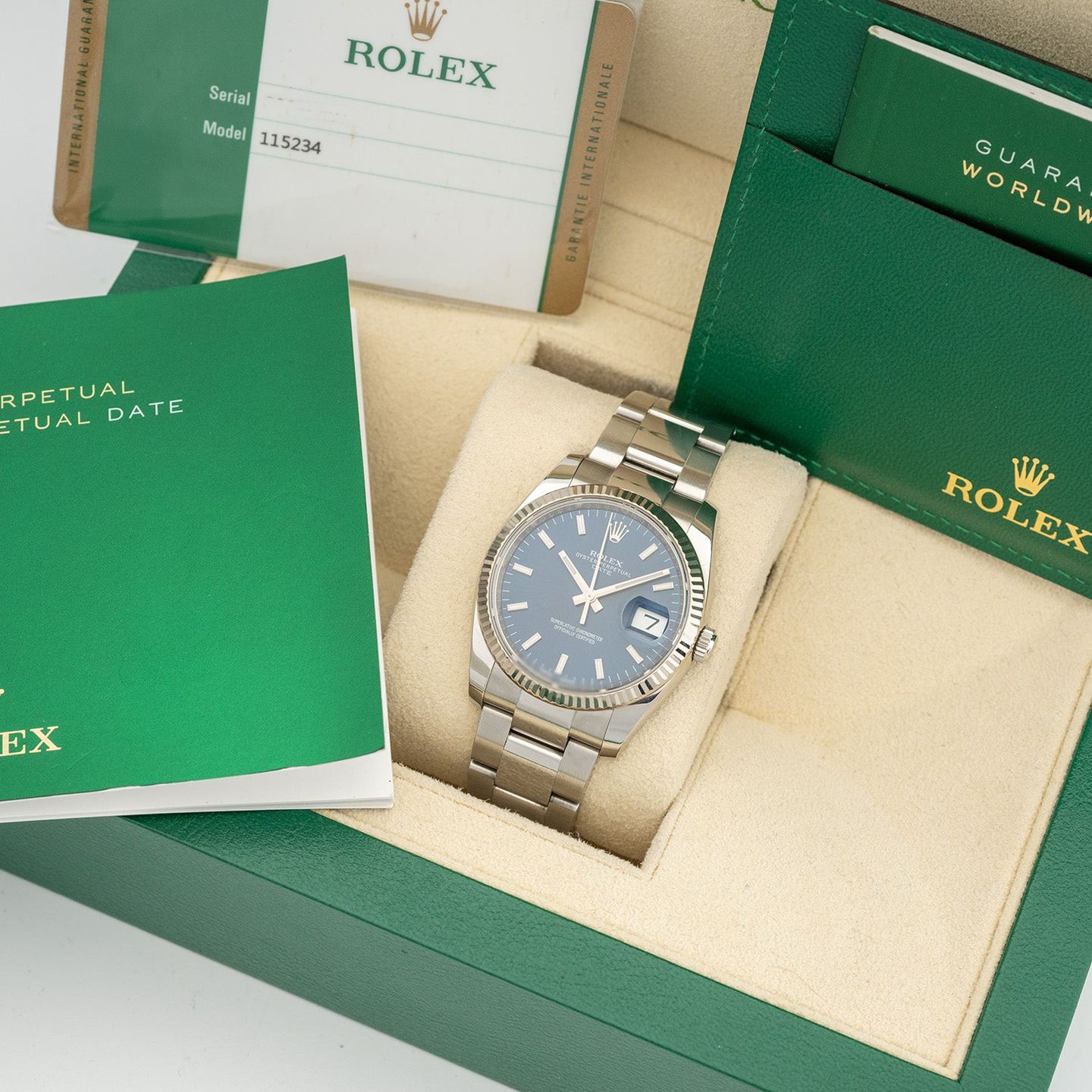 Rolex Oyster Perpetual Date 115234 (2018) - Blauw wijzerplaat 34mm Staal (5/5)