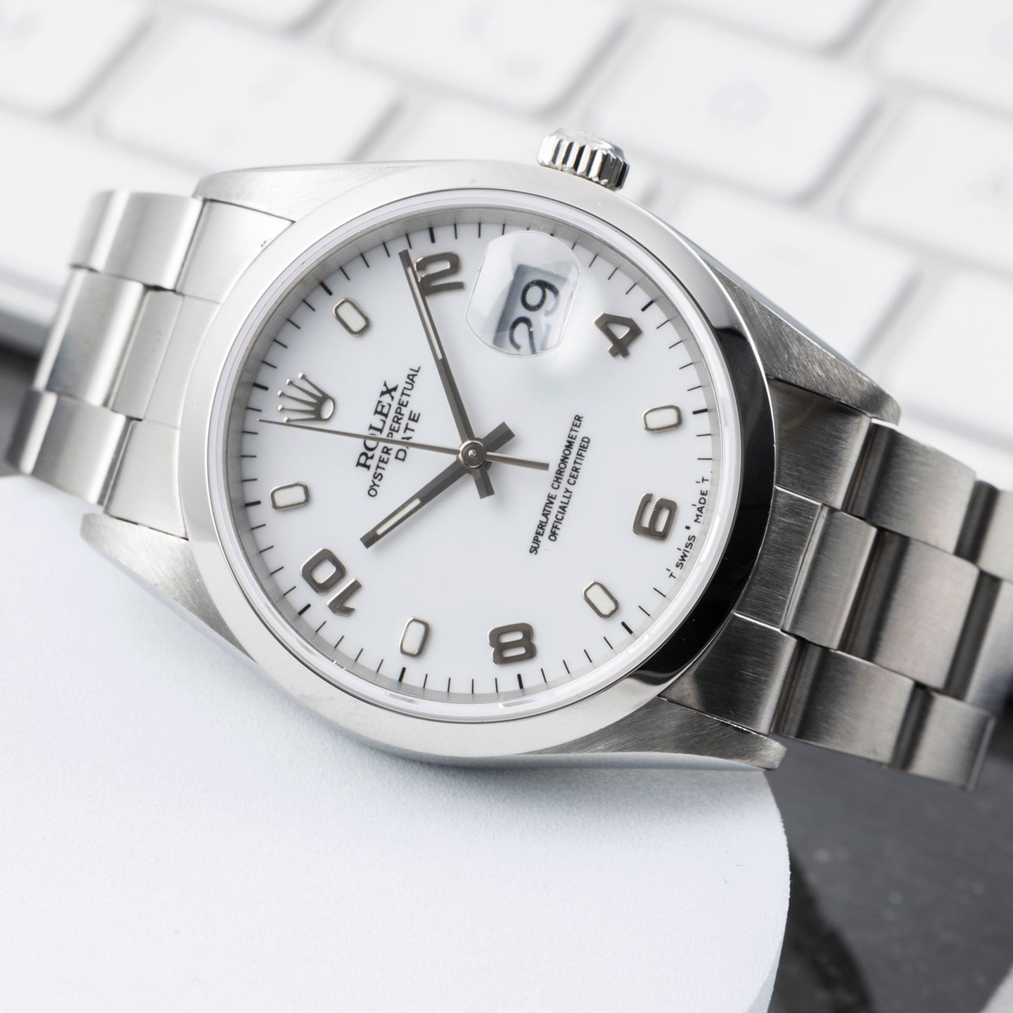 Rolex Oyster Perpetual Date 15200 - (2/8)