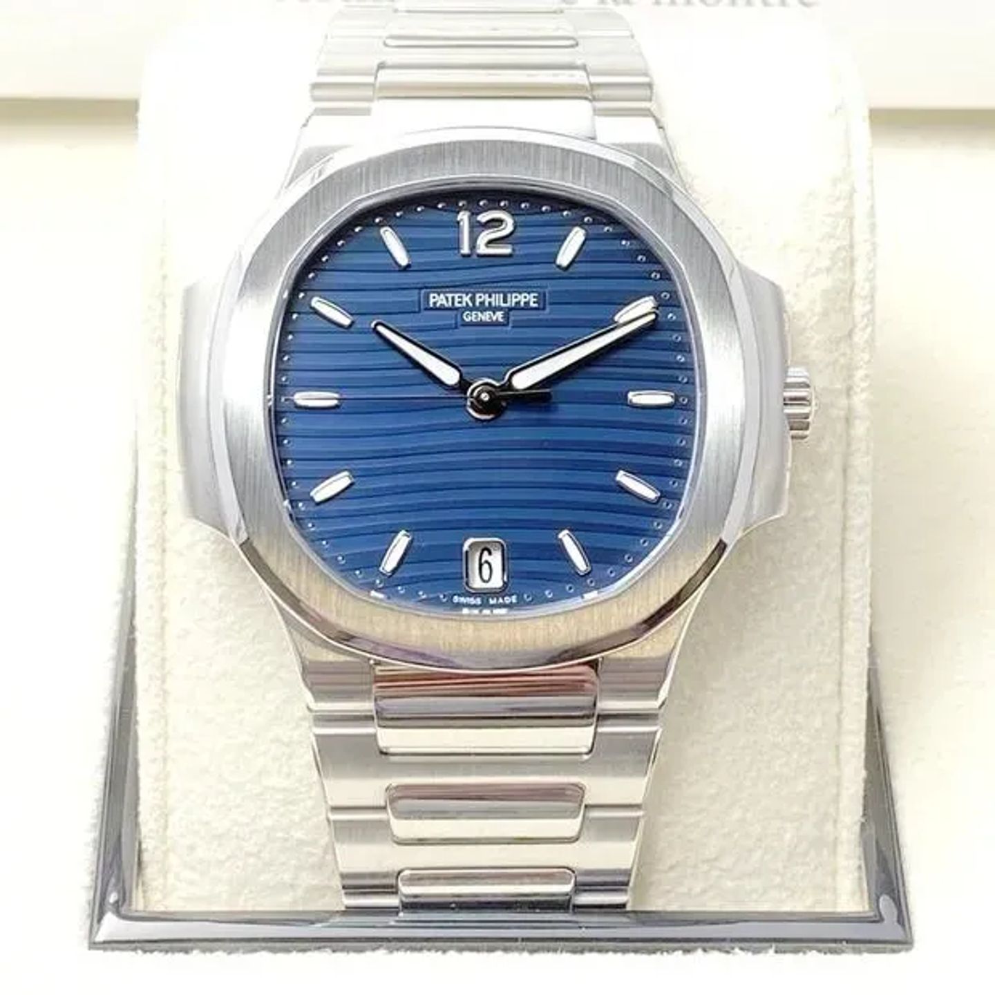 Patek Philippe Nautilus 7118/1A-001 - (2/6)