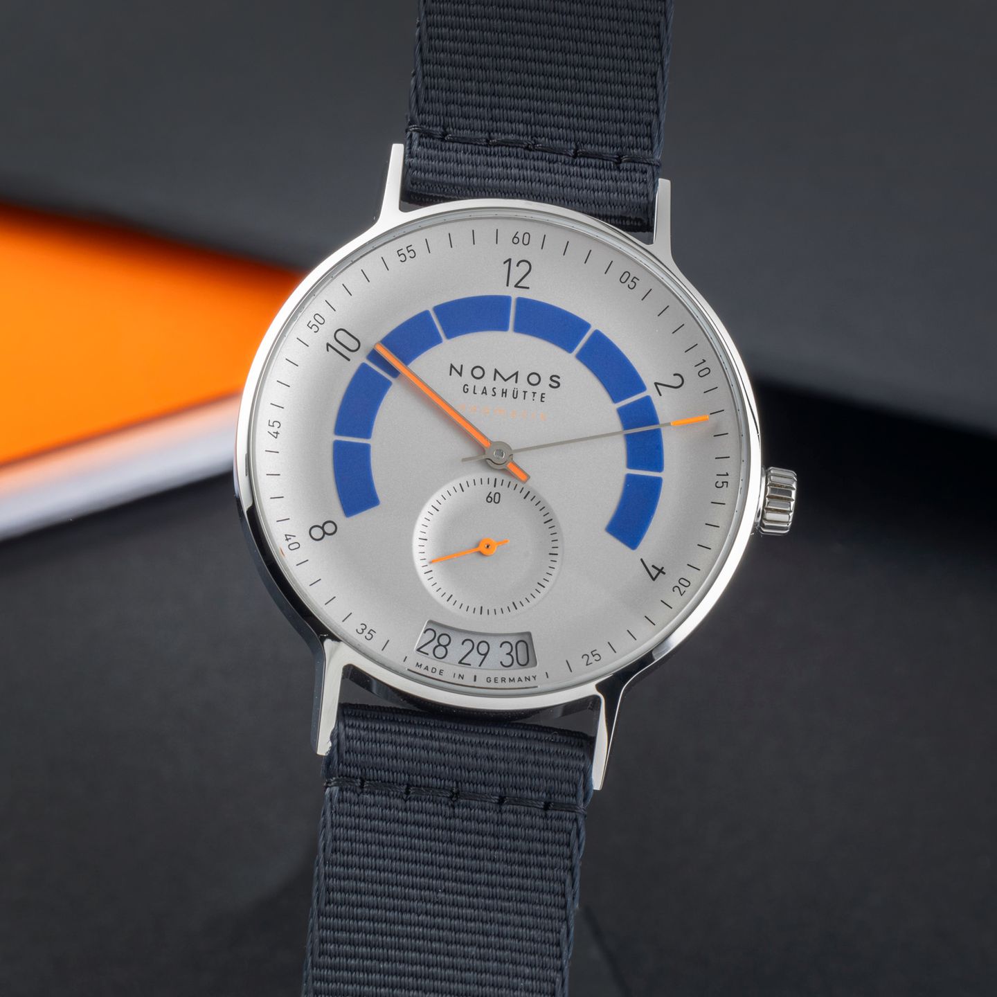 NOMOS Autobahn 1303 - (3/8)