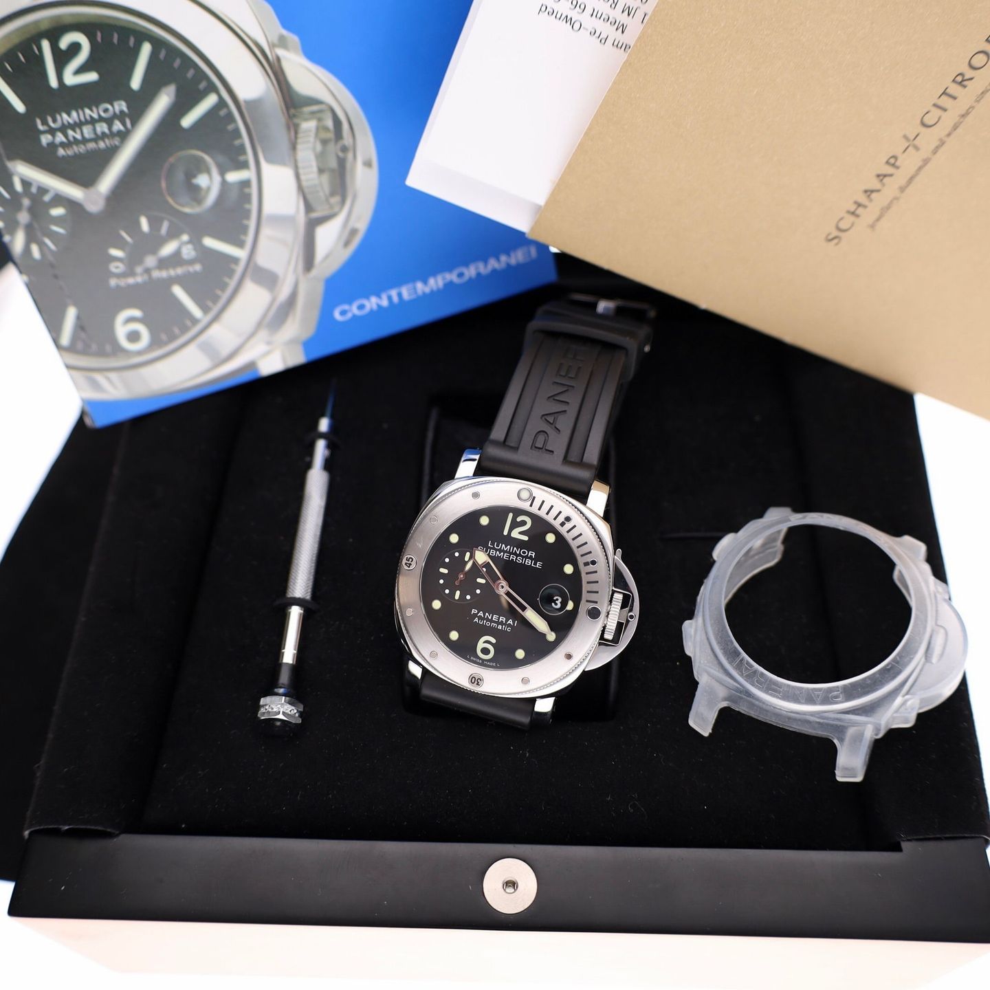 Panerai Luminor Submersible PAM00024 (2001) - Black dial 44 mm Steel case (2/8)