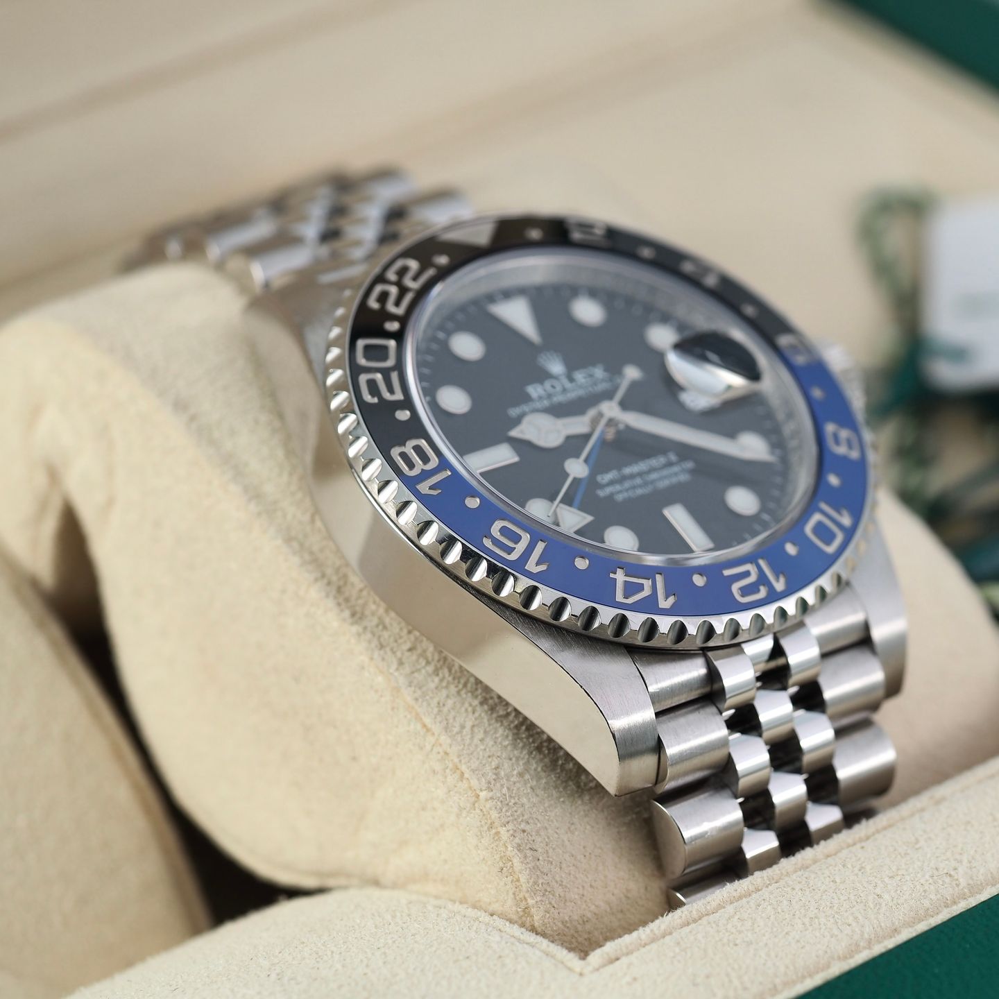 Rolex GMT-Master II 126710BLNR (2022) - Zwart wijzerplaat 40mm Staal (2/5)