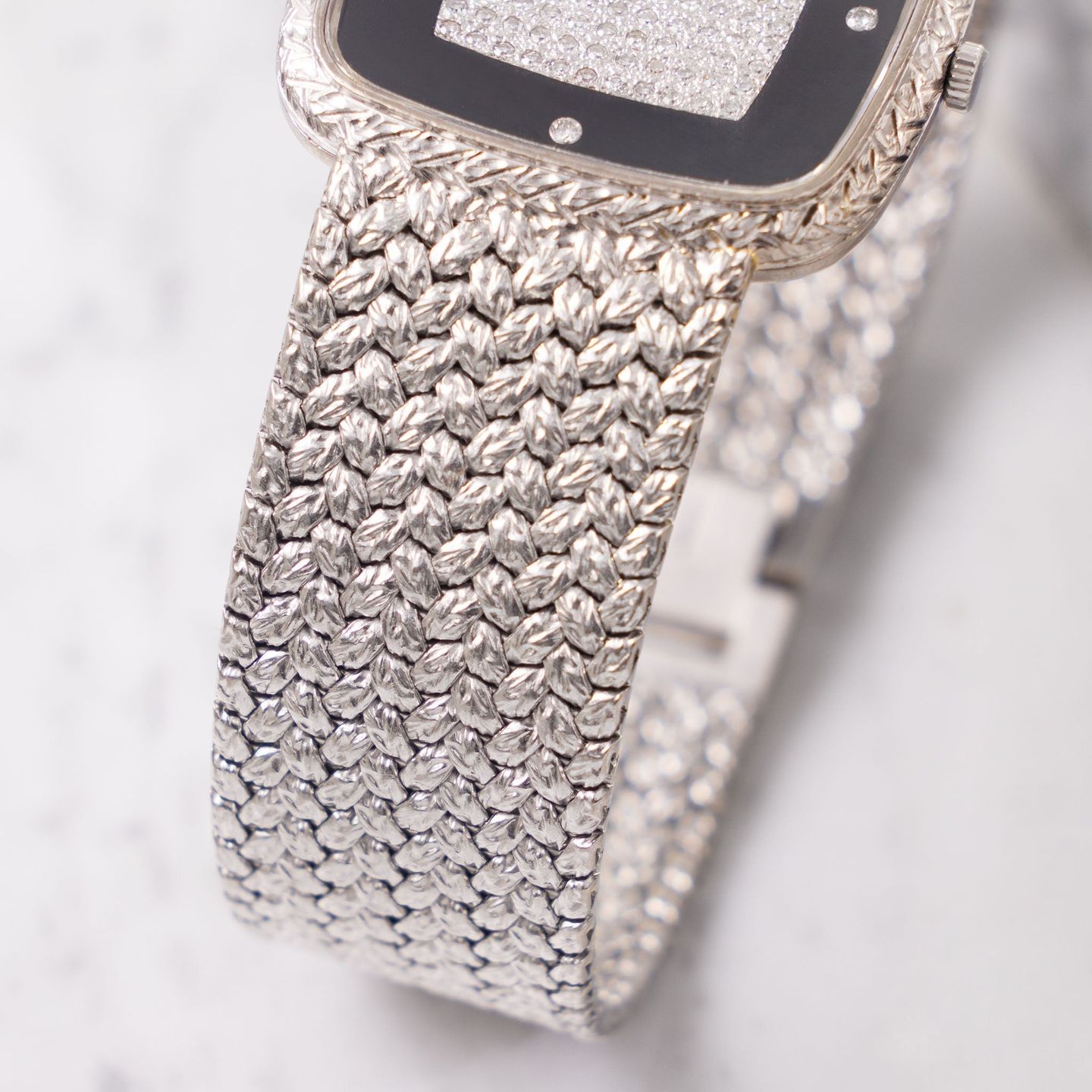 Piaget Vintage 9771 (1980) - Black dial 30 mm White Gold case (7/8)