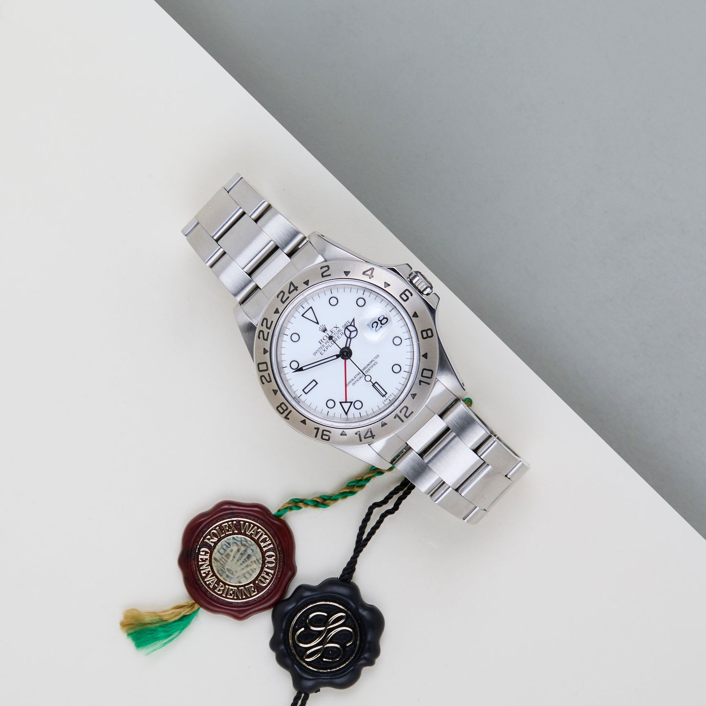 Rolex Explorer II 16570 - (2/8)