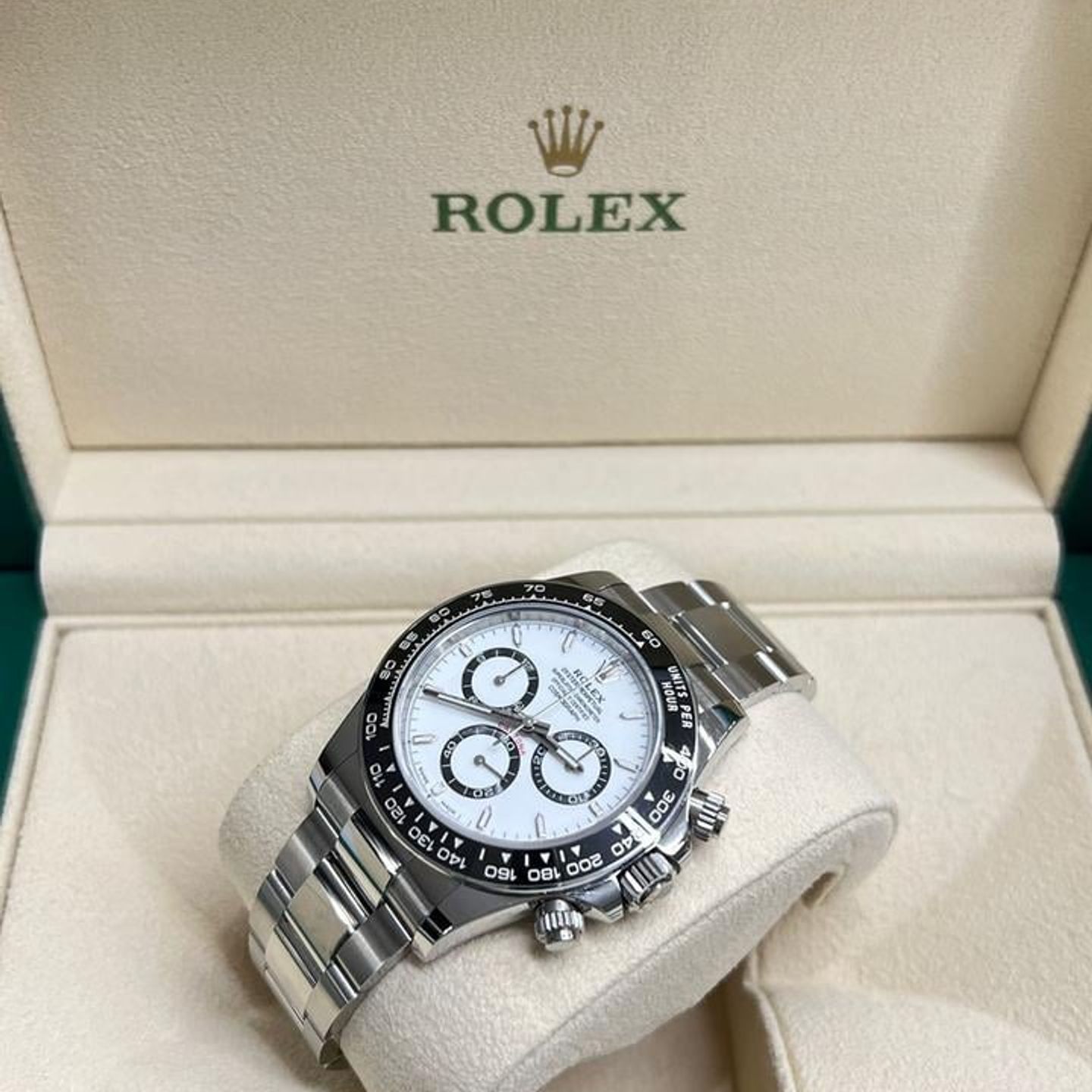 Rolex Daytona 126500ln - (2/10)