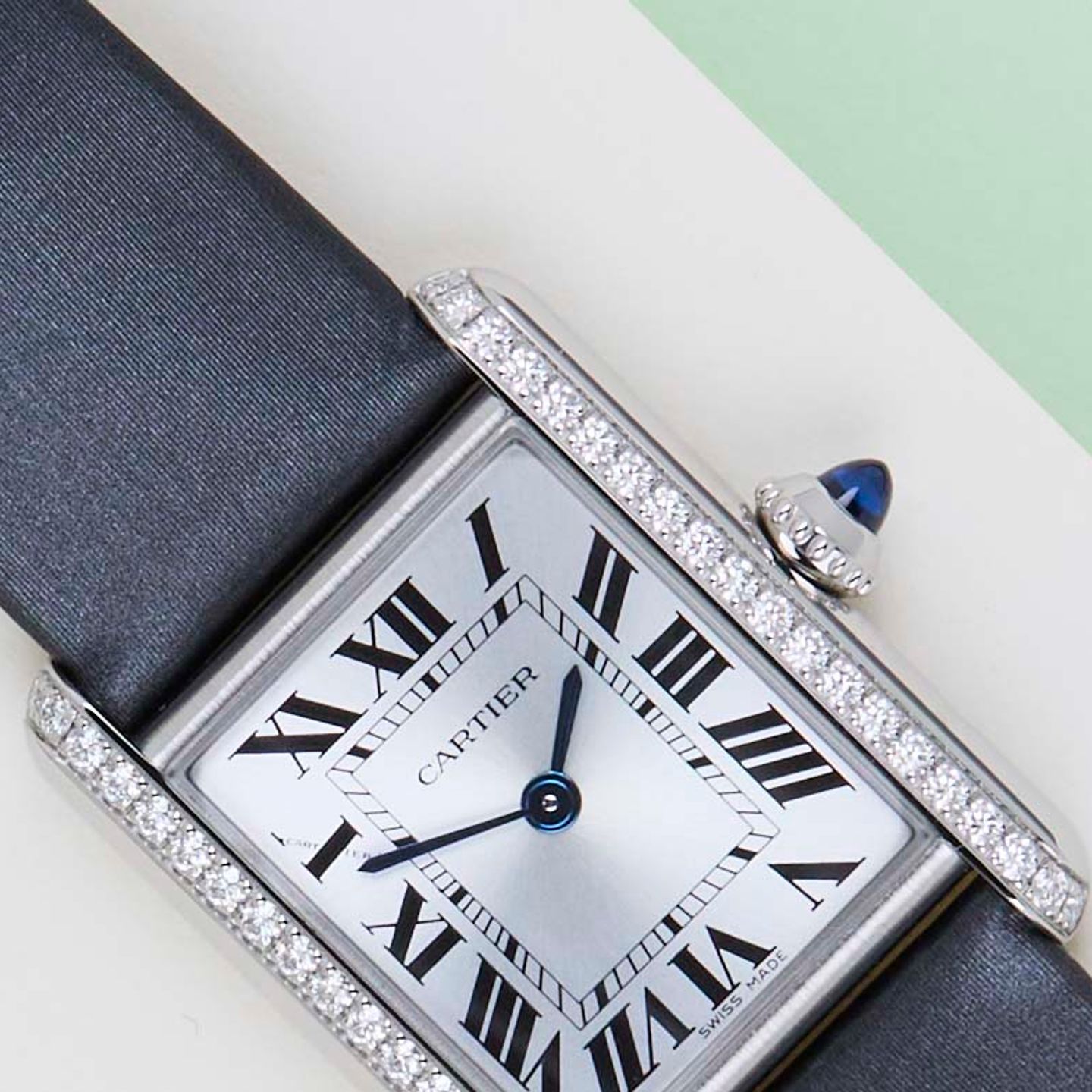 Cartier Tank W4TA0031 (2026) - Silver dial 30 mm Steel case (3/8)