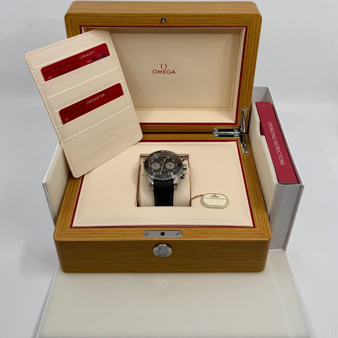 Omega Seamaster Planet Ocean Chronograph 215.32.46.51.01.004 - (3/8)