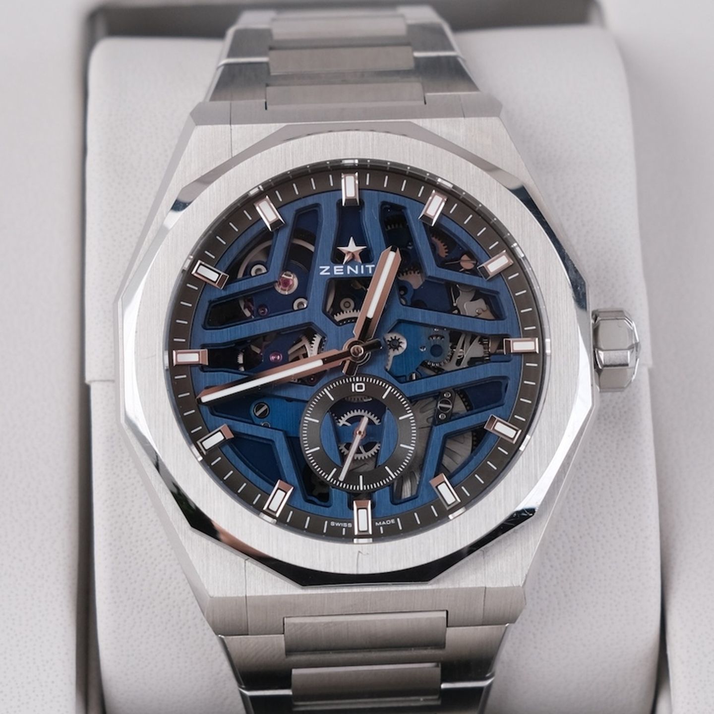 Zenith Defy Skyline 03.9300.3620/79.I001 (2024) - Transparant wijzerplaat 41mm Staal (1/8)