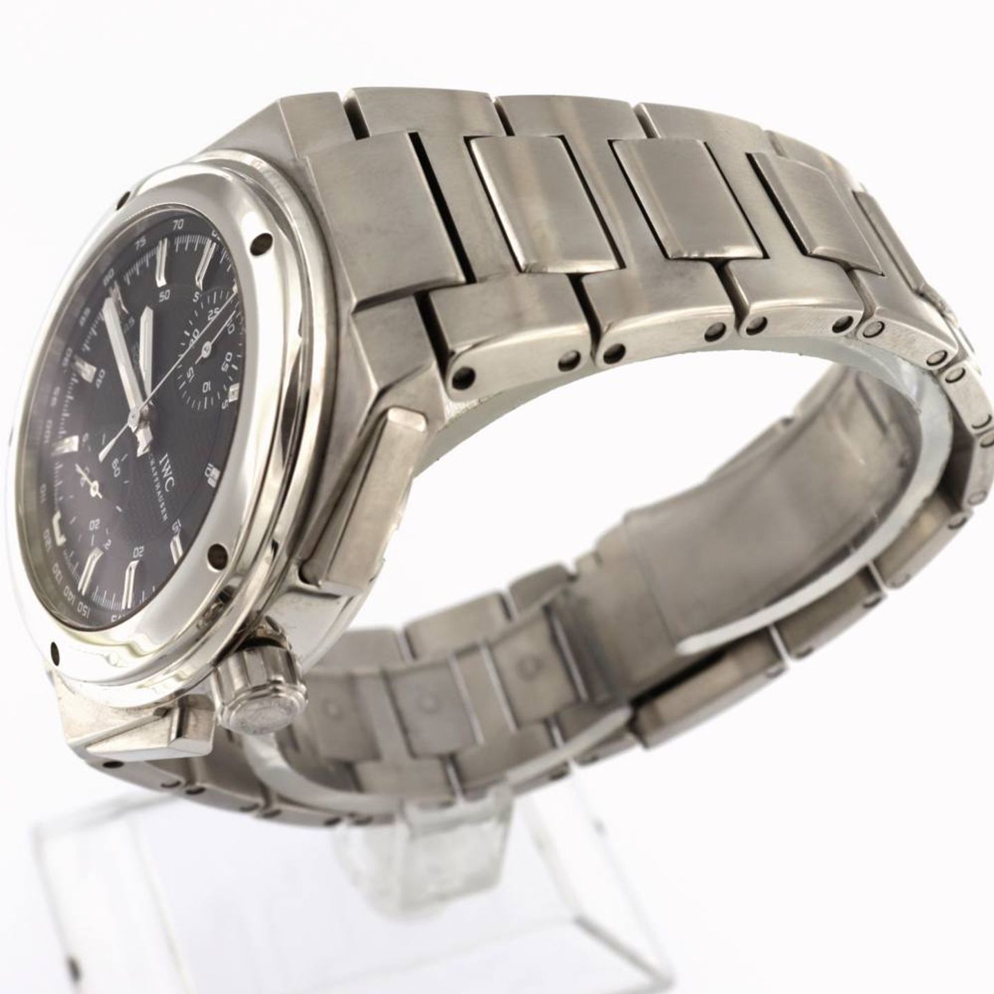 IWC Ingenieur Chronograph IW372501 (2008) - Black dial 42 mm Steel case (2/6)