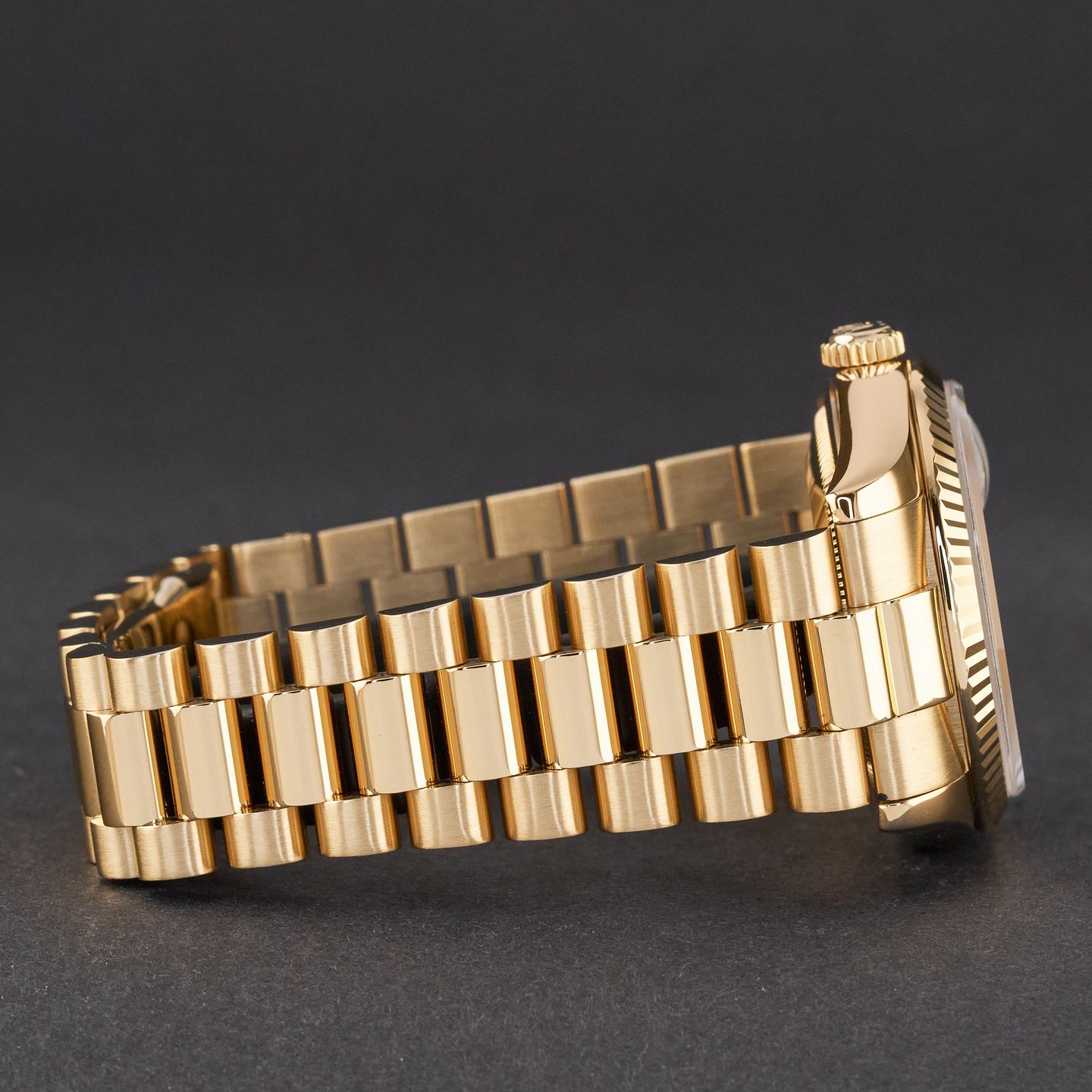 Rolex Day-Date 36 118238 (2004) - Silver dial 36 mm Yellow Gold case (7/8)