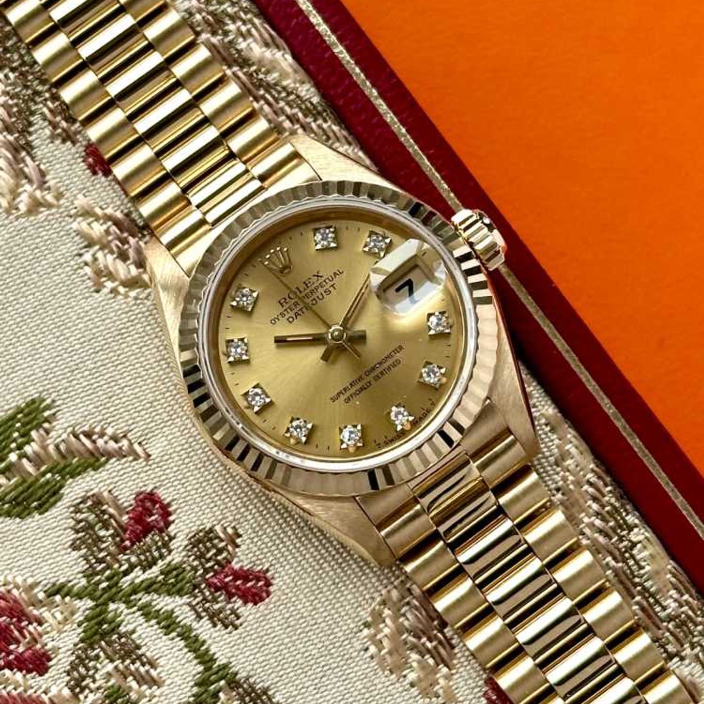 Rolex Lady-Datejust 69178G (1993) - Gold dial 26 mm Yellow Gold case (8/8)