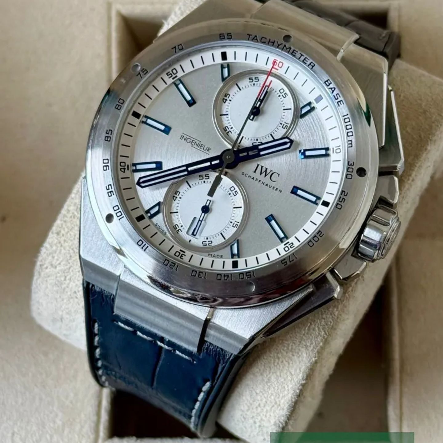 IWC Ingenieur Chronograph Racer IW378509 - (3/7)