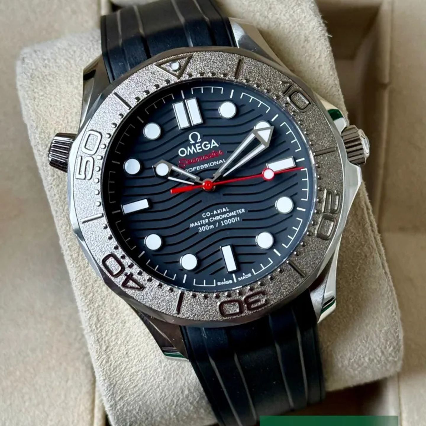 Omega Seamaster Diver 300 M 210.32.42.20.01.002 - (1/8)