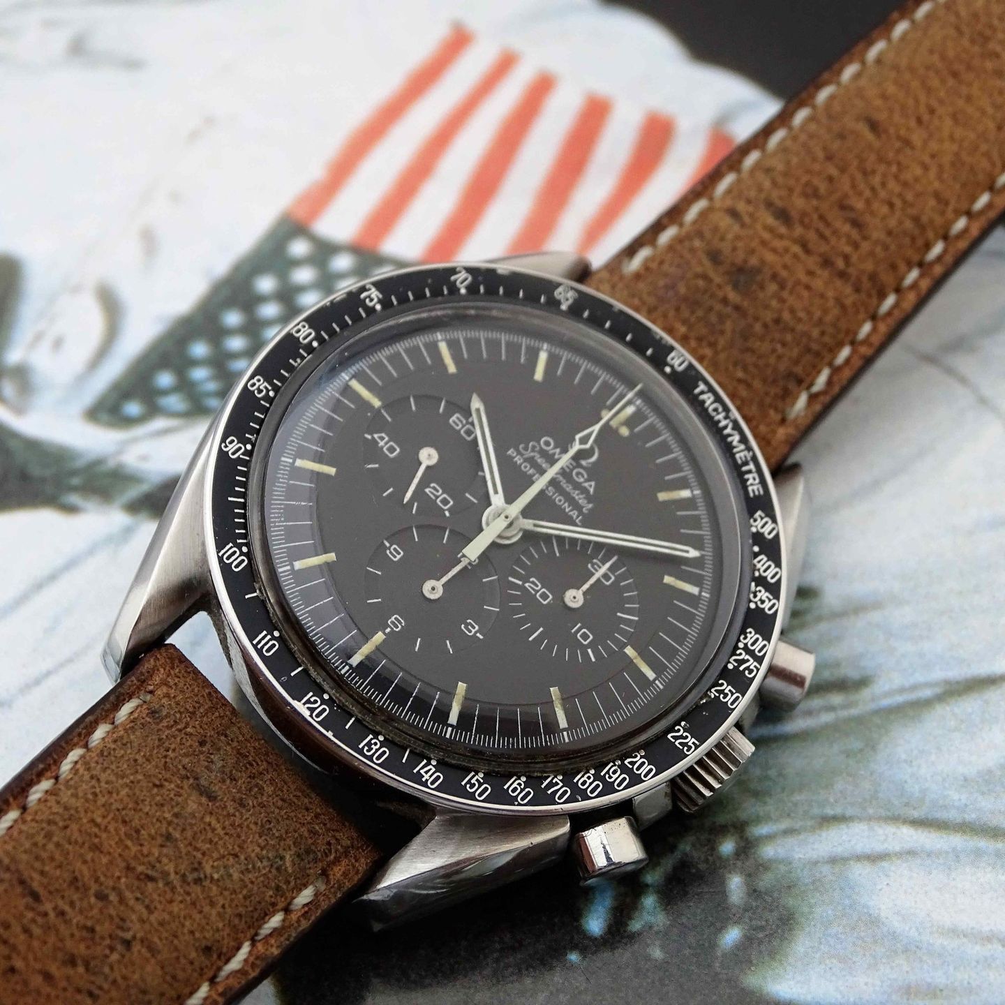 Omega Speedmaster Professional Moonwatch 145.022 (1969) - Black dial 42 mm Steel case (3/8)
