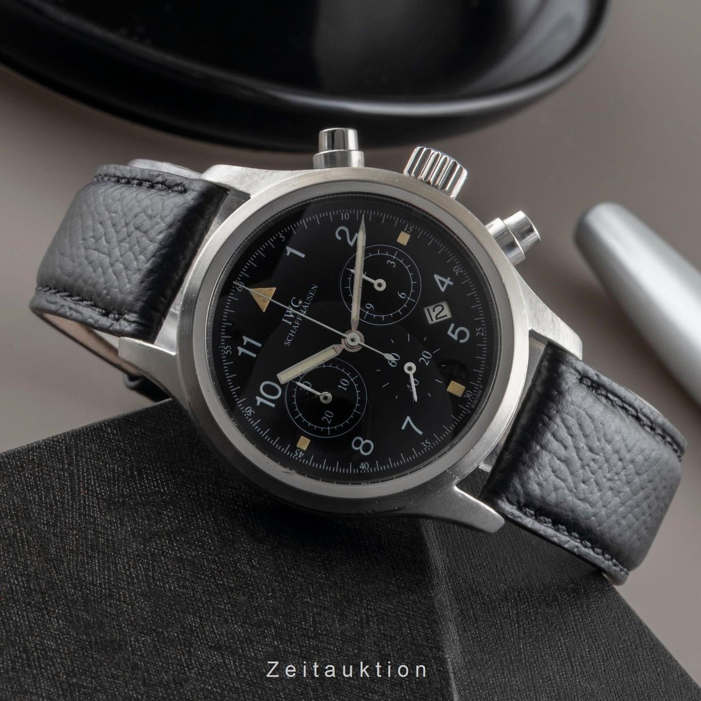 IWC Pilot Chronograph IW374101 (1995) - Zwart wijzerplaat 36mm Staal (2/8)