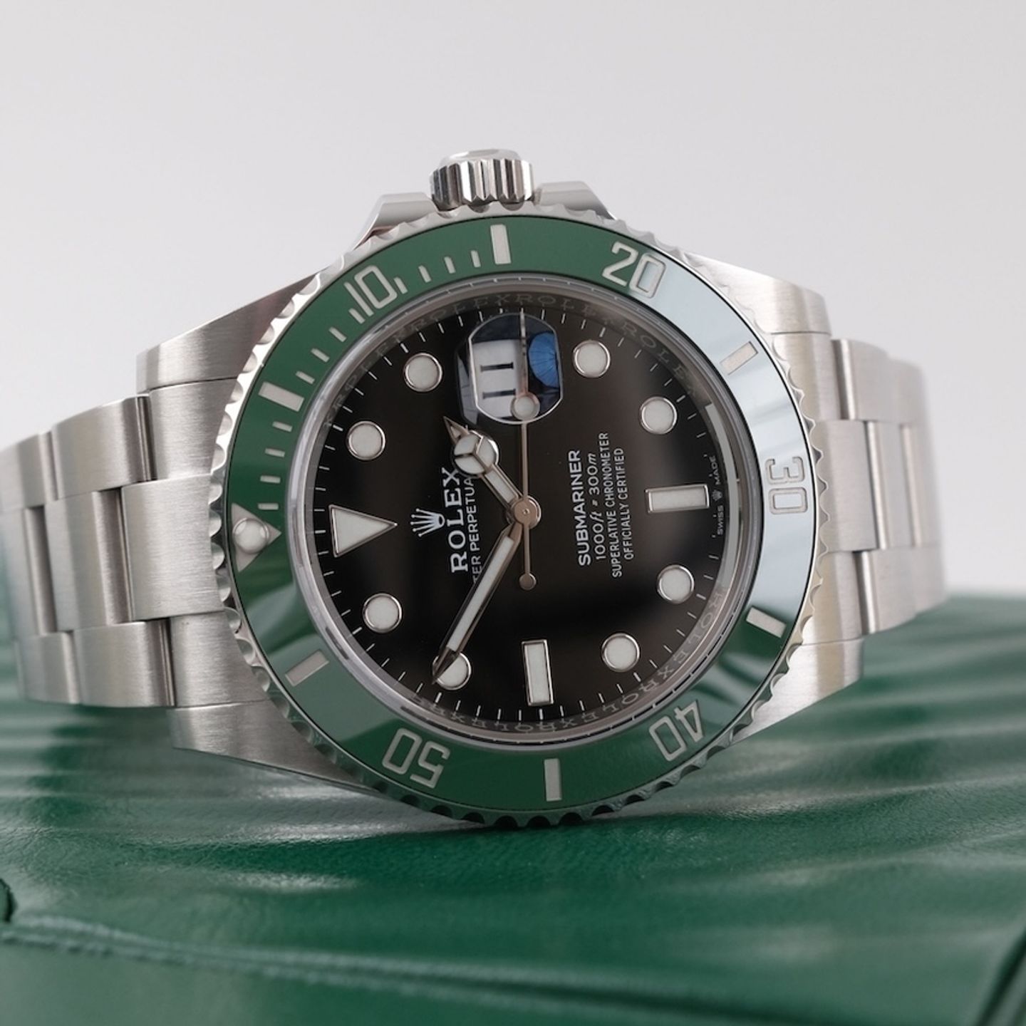 Rolex Submariner Date 126610LV - (2/8)