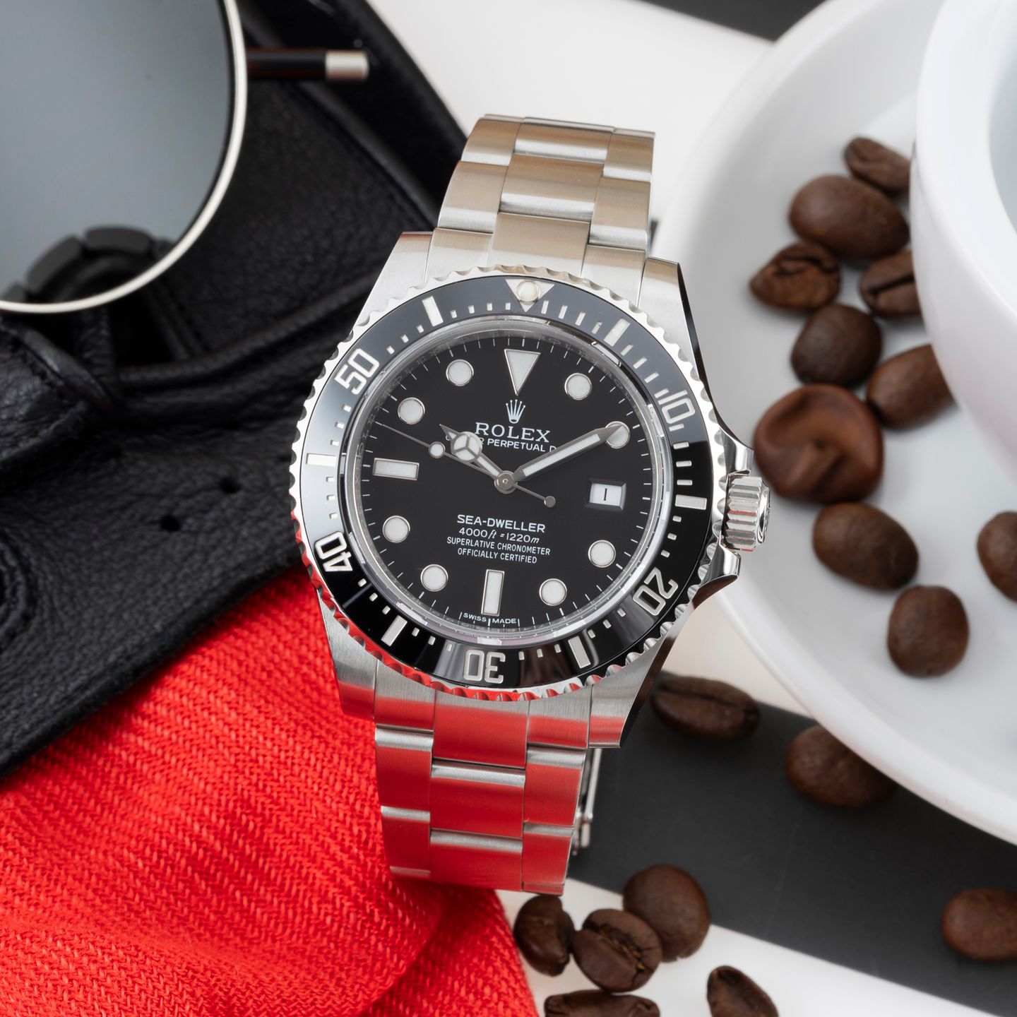 Rolex Sea-Dweller 4000 116600 (2015) - Black dial 40 mm Steel case (1/8)