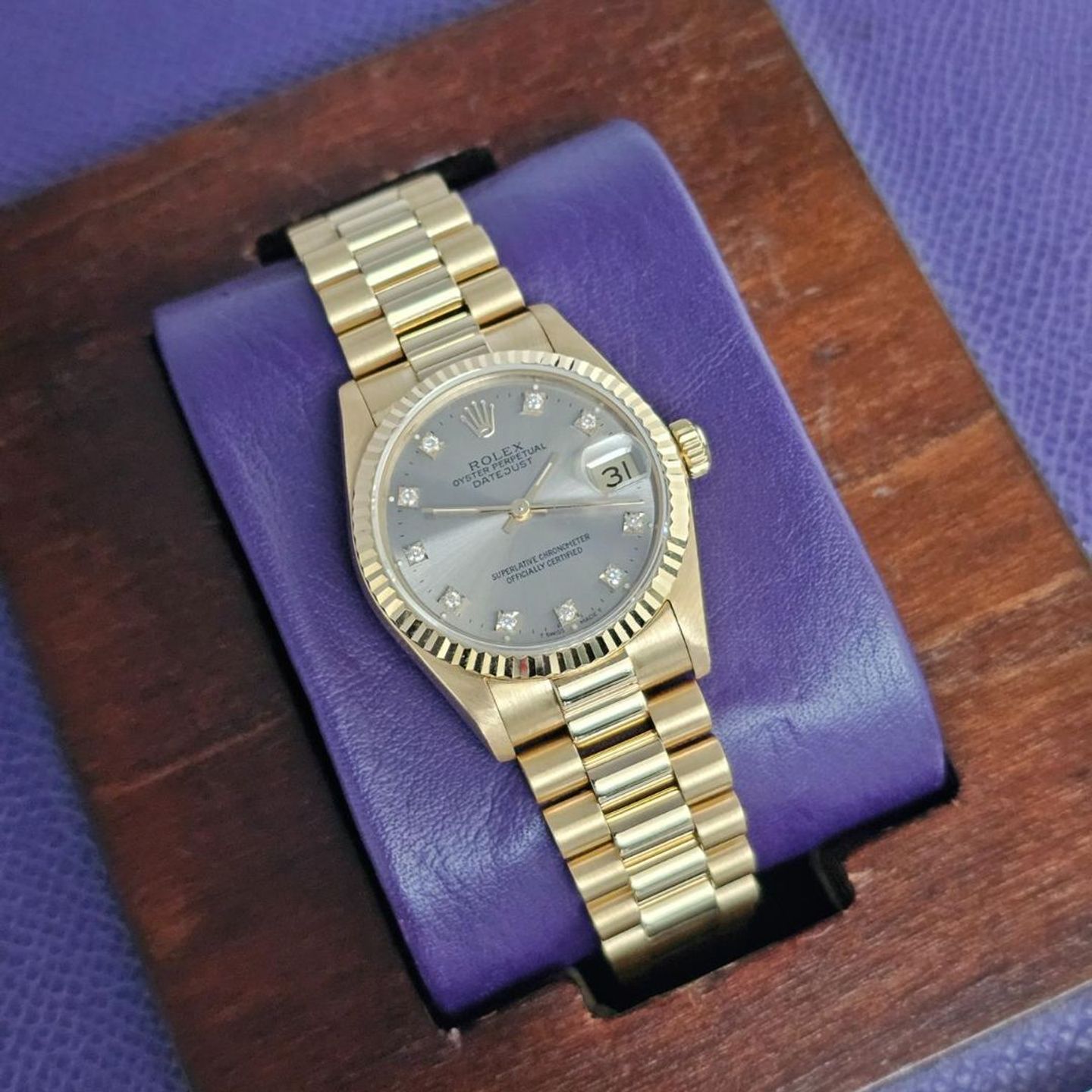 Rolex Datejust 31 68278 (1993) - Silver dial 31 mm Yellow Gold case (1/4)