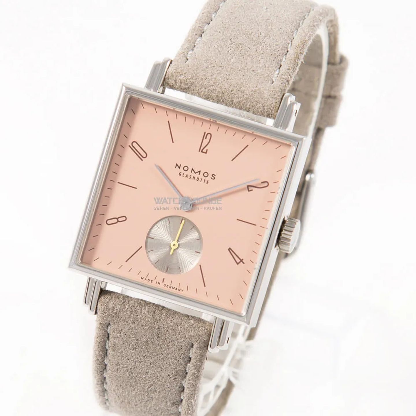 NOMOS Tetra 474 - (1/8)