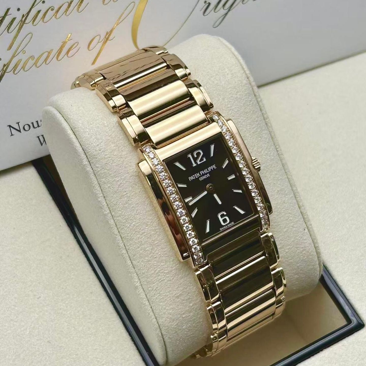 Patek Philippe Twenty~4 4910/1201R-001 (2023) - Brown dial 25 mm Rose Gold case (2/7)