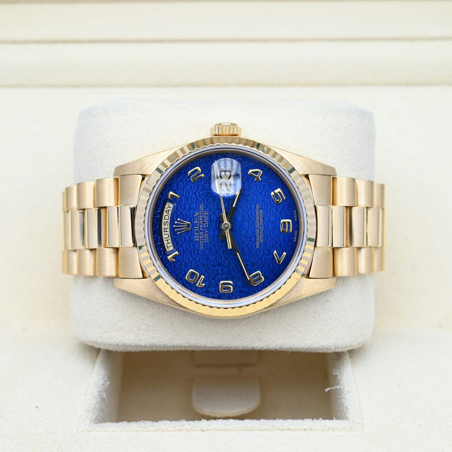 Rolex Day-Date 36 18238 (1994) - Blue dial 36 mm Yellow Gold case (5/9)