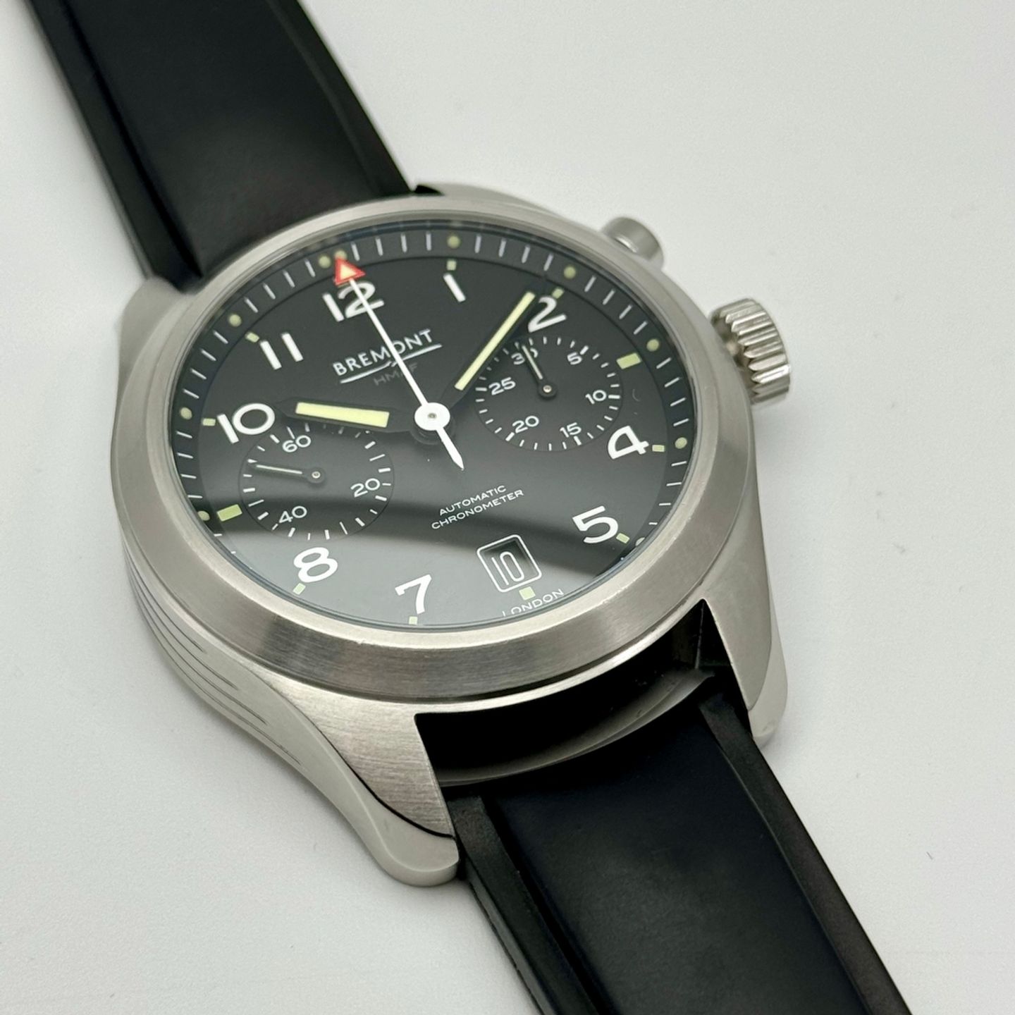 Bremont Unknown BR111 (Unknown (random serial)) - Black dial 42 mm Steel case (12/20)