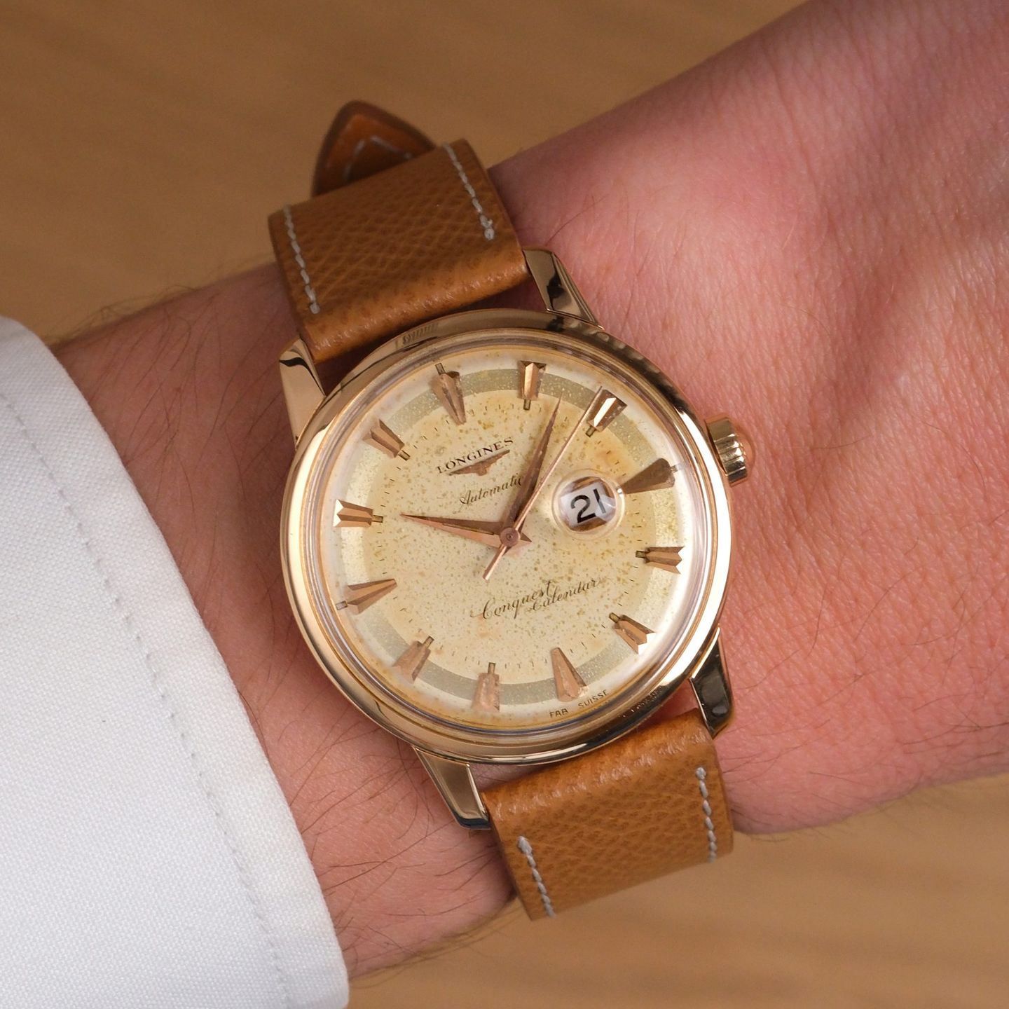 Longines Conquest 9005 (1955) - Champagne dial 35 mm Rose Gold case (4/16)