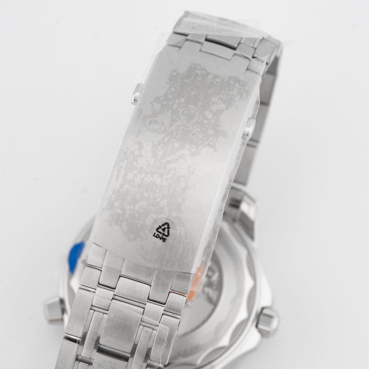 Omega Seamaster Diver 300 M 210.30.42.20.03.003 - (3/5)