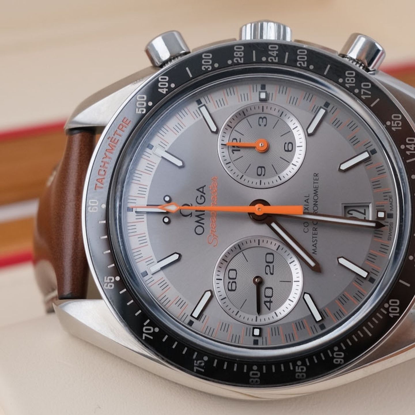 Omega Speedmaster Racing 329.32.44.51.06.001 - (4/8)