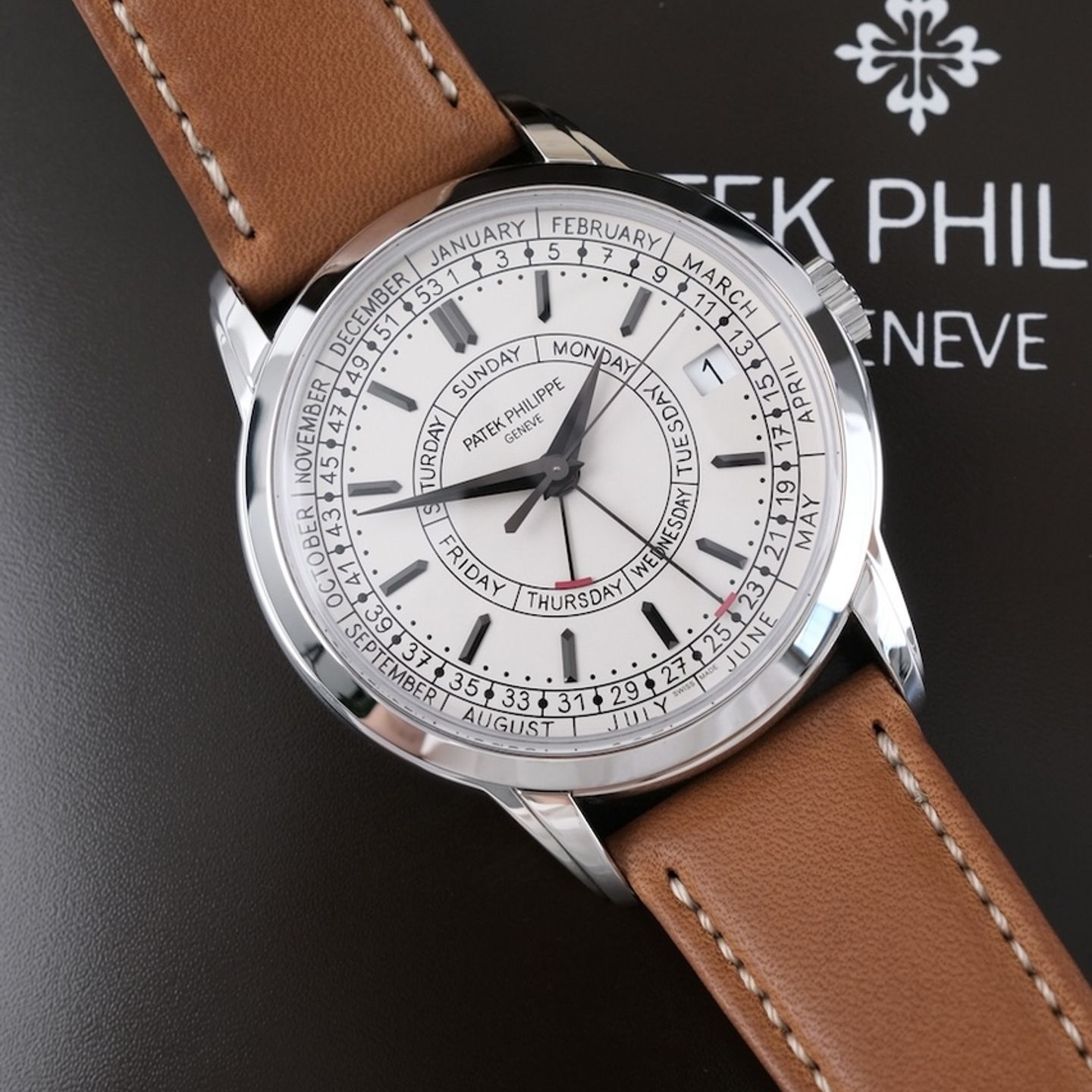 Patek Philippe Calatrava 5212A-001 - (1/8)