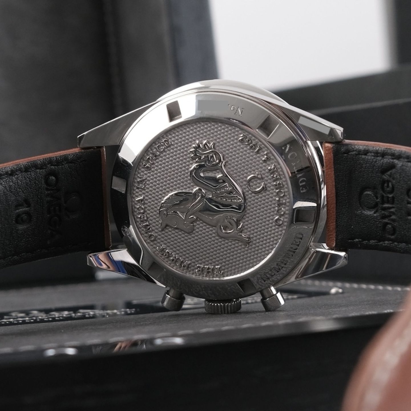 Omega Speedmaster Professional Moonwatch 311.32.40.30.01.001 (2020) - Black dial 40 mm Steel case (7/8)