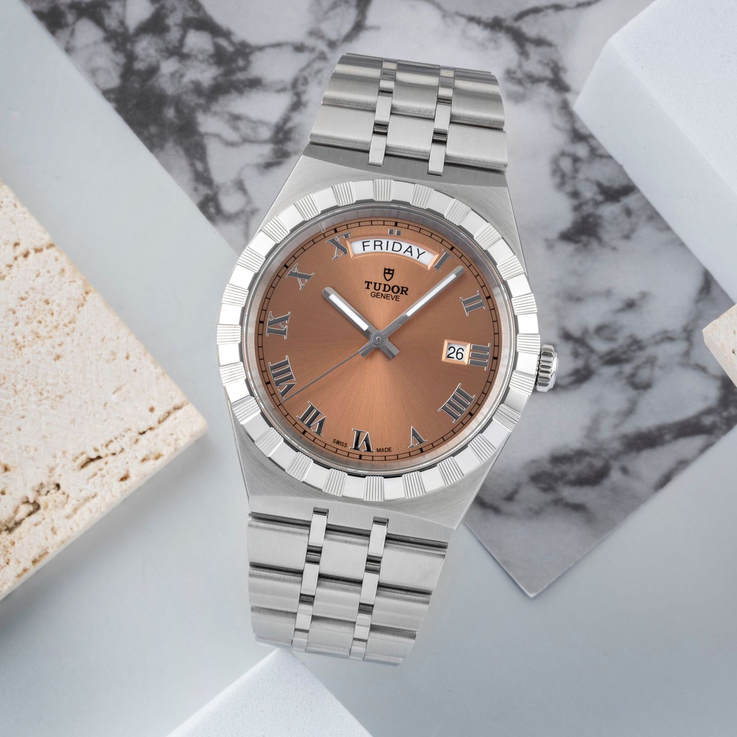 Tudor Royal 28600 (Unknown (random serial)) - Pink dial 41 mm Steel case (1/8)