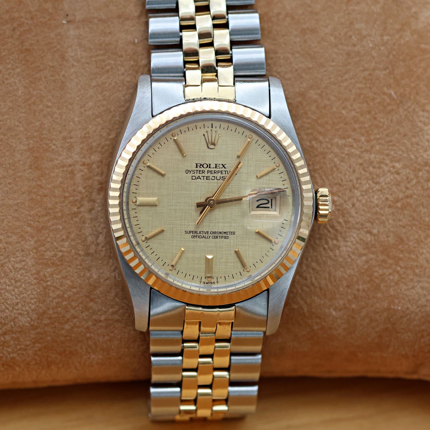 Rolex Datejust 36 16013 (Unknown (random serial)) - Champagne dial 36 mm Gold/Steel case (1/8)
