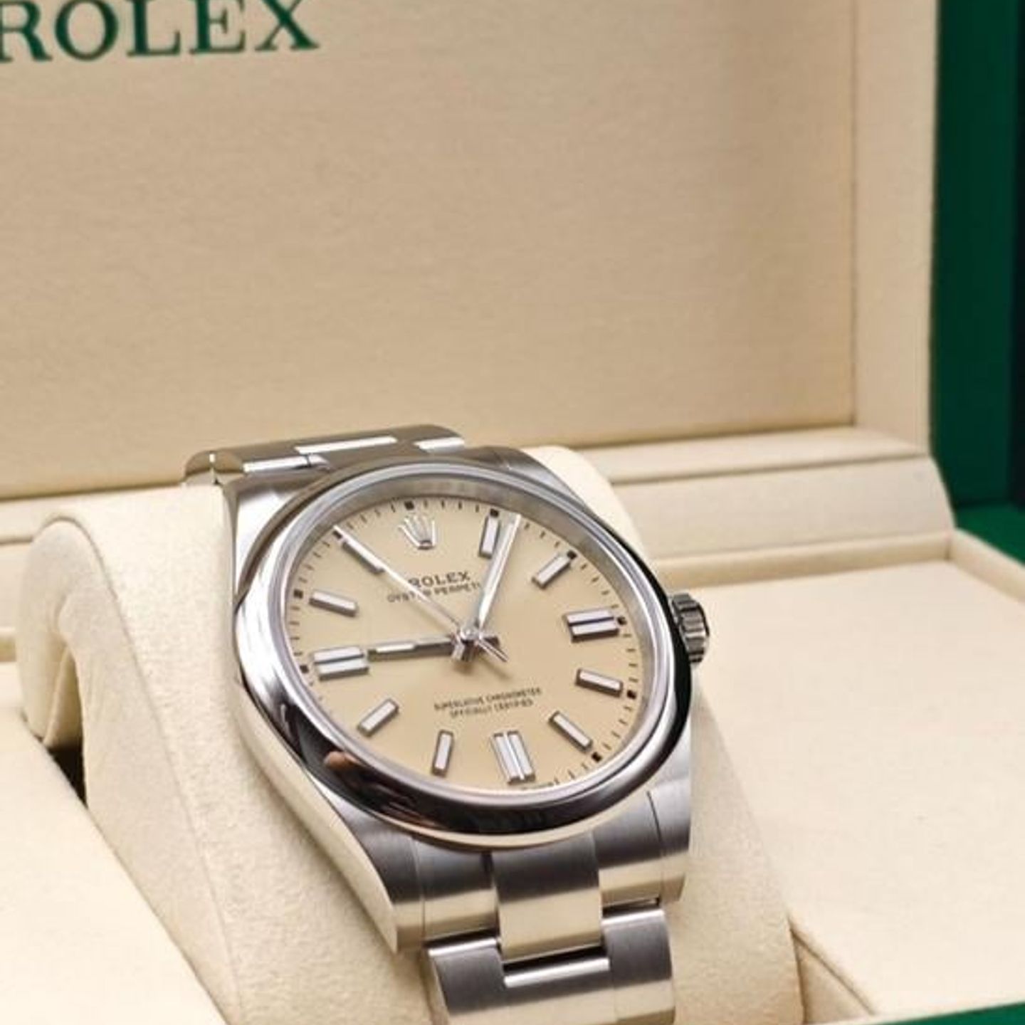Rolex Oyster Perpetual 41 134300 - (3/8)