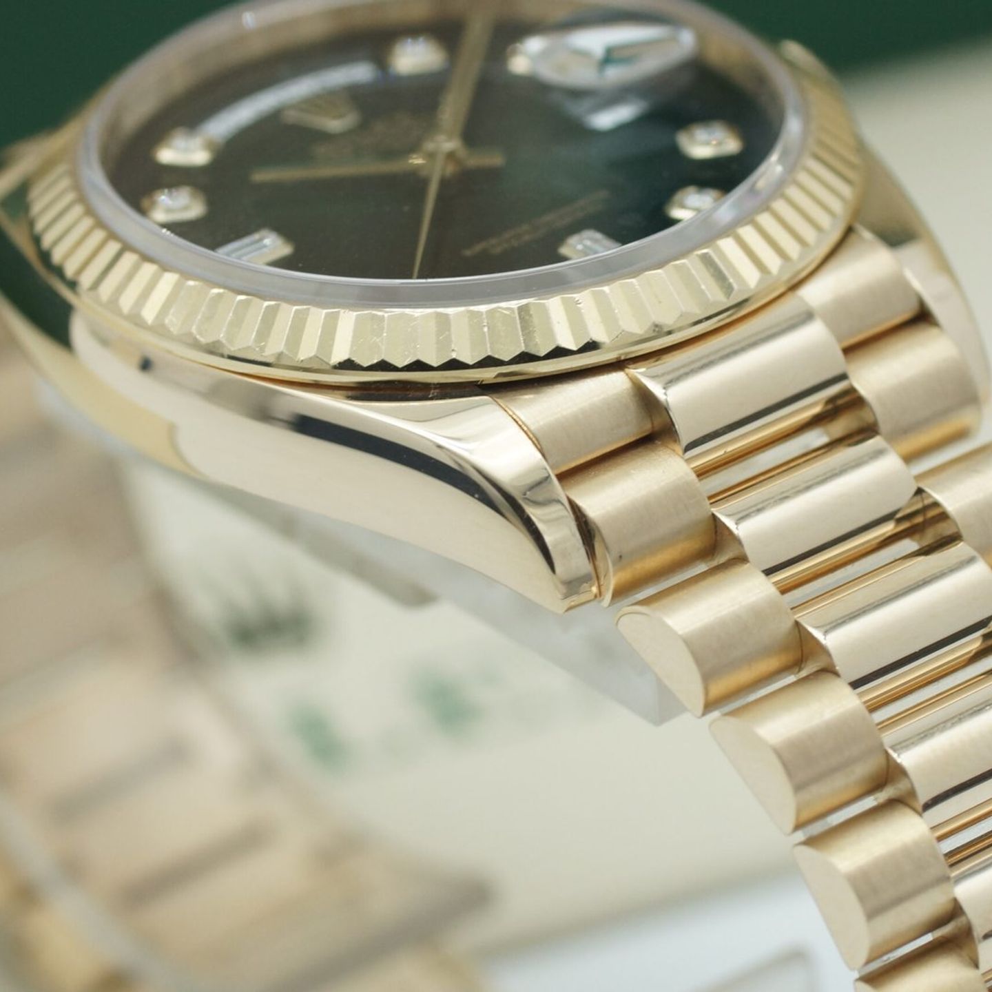 Rolex Day-Date 36 128238 (2020) - Green dial 36 mm Yellow Gold case (7/8)