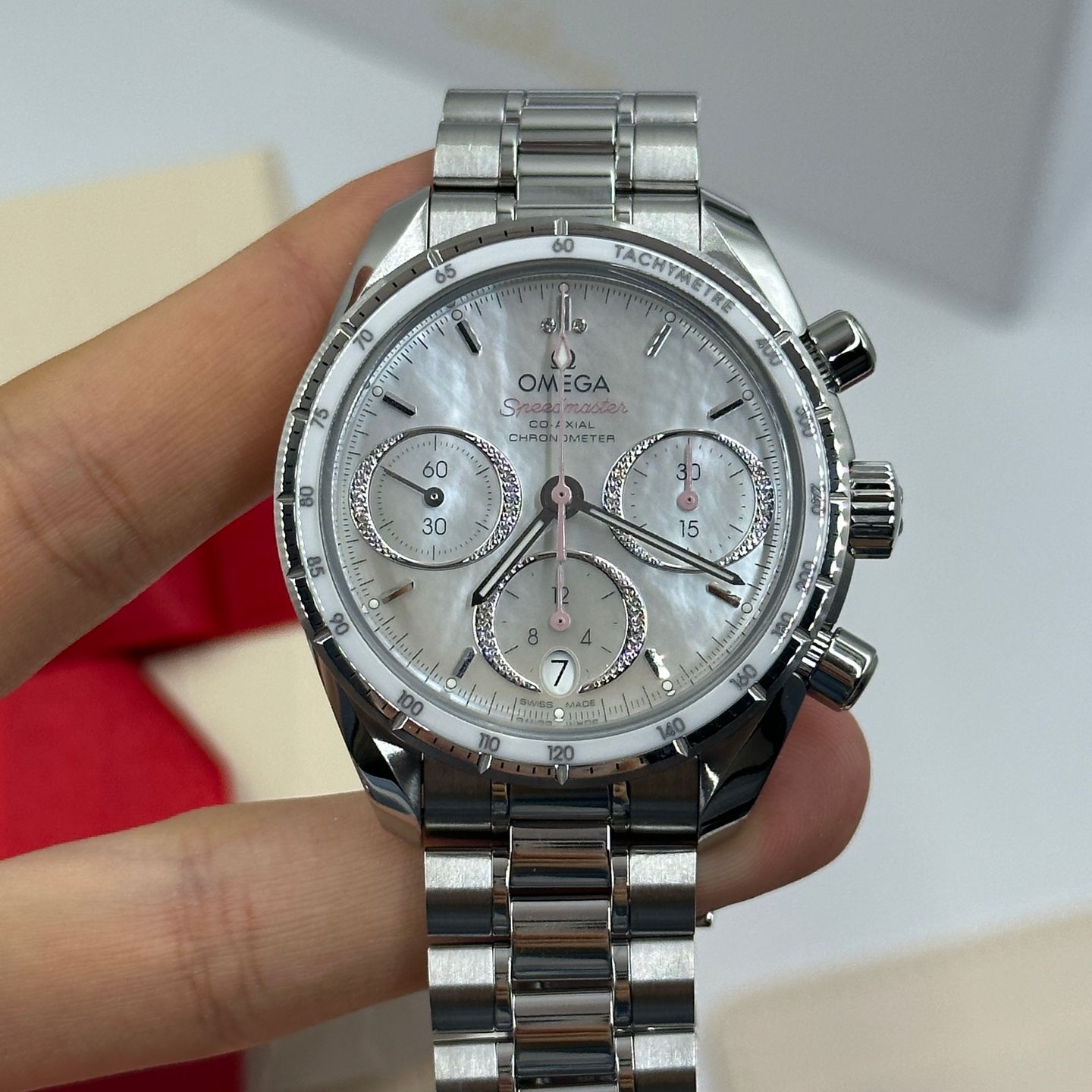 Omega Speedmaster 324.30.38.50.55.001 (2023) - Parelmoer wijzerplaat 38mm Staal (4/8)