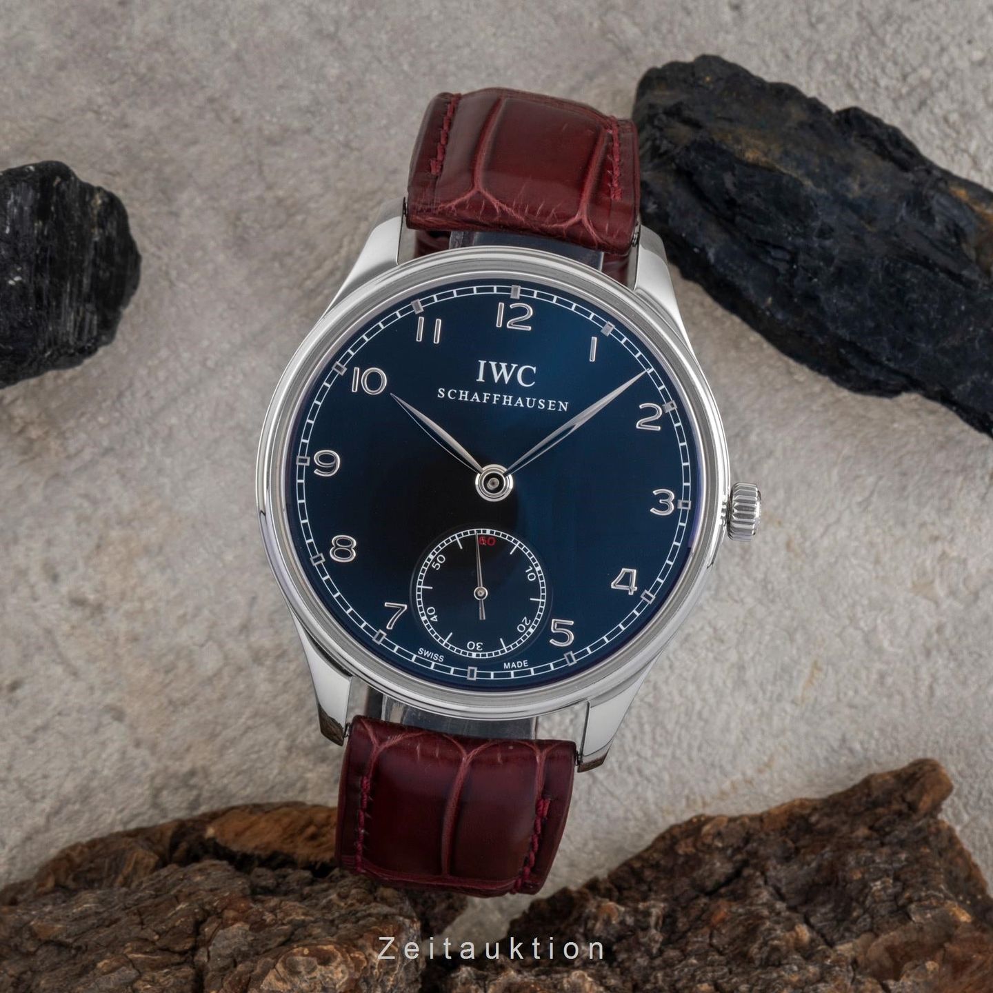 IWC Portuguese Hand-Wound IW545407 (2012) - Black dial 44 mm Steel case (3/8)