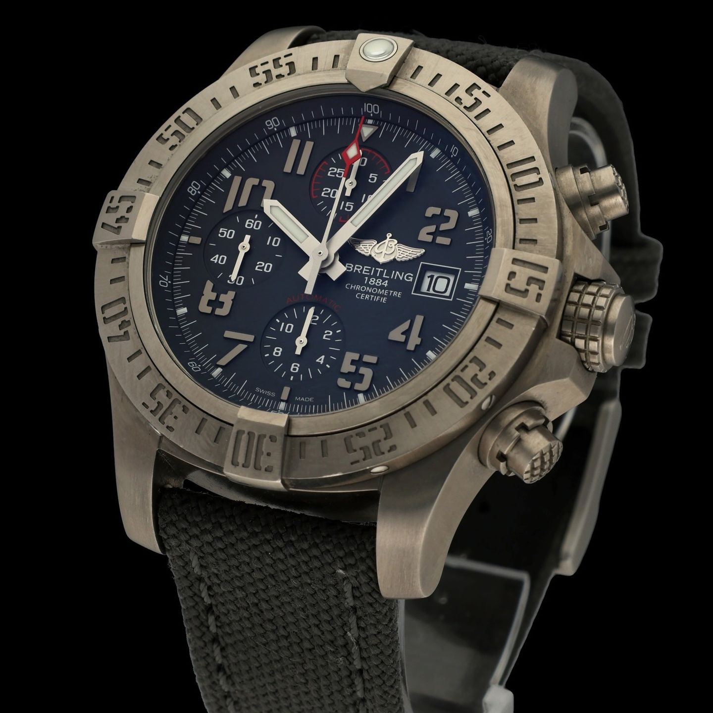 Breitling Avenger Bandit E13383 (2018) - 45 mm Titanium case (7/8)