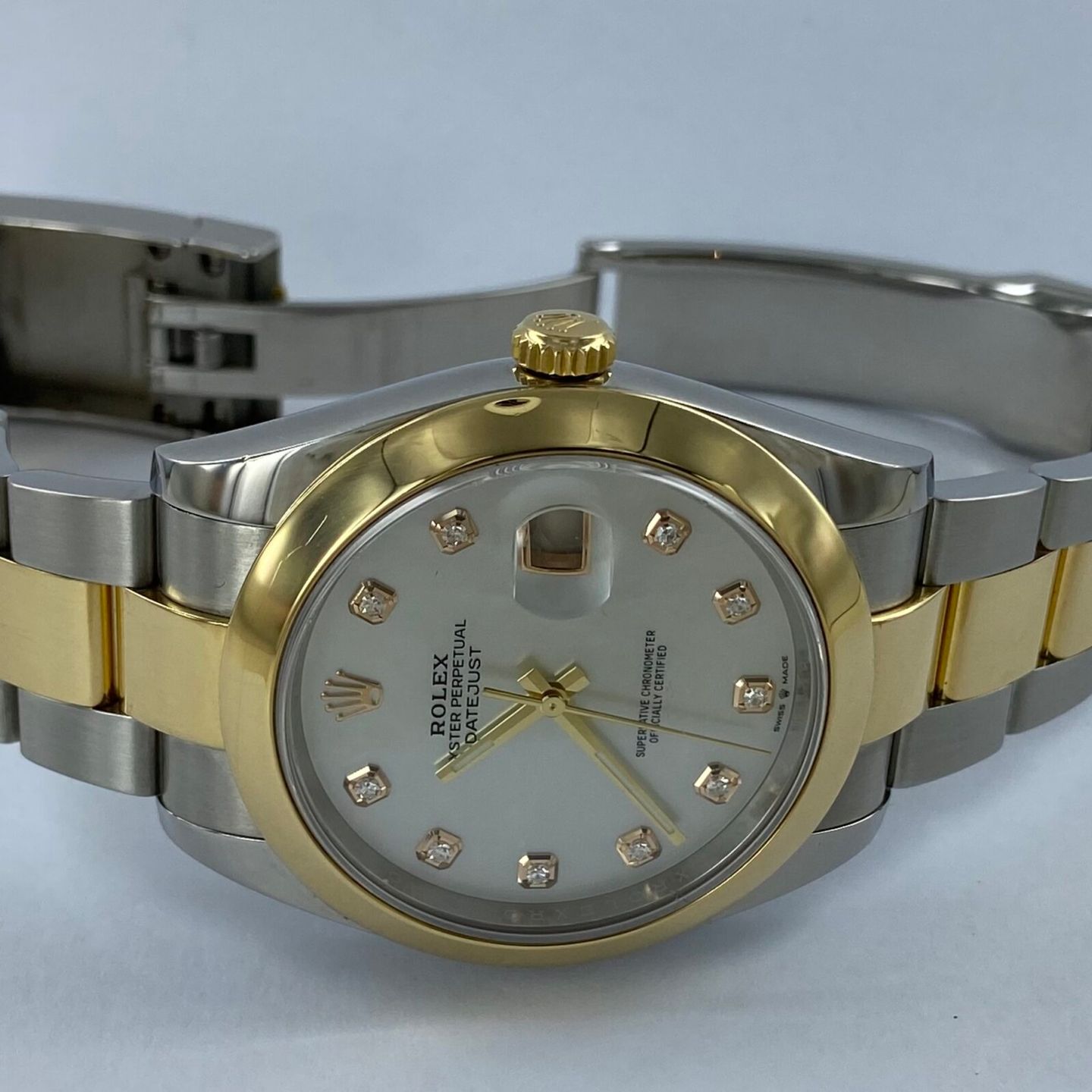 Rolex Datejust 41 126303 (2018) - 41mm Goud/Staal (2/8)