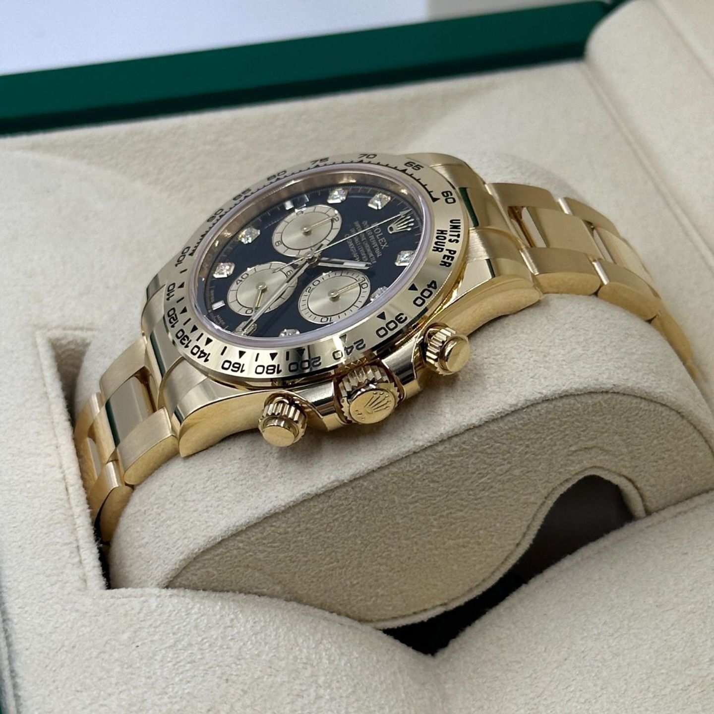 Rolex Daytona 126508 (2024) - Zwart wijzerplaat 40mm Geelgoud (6/8)