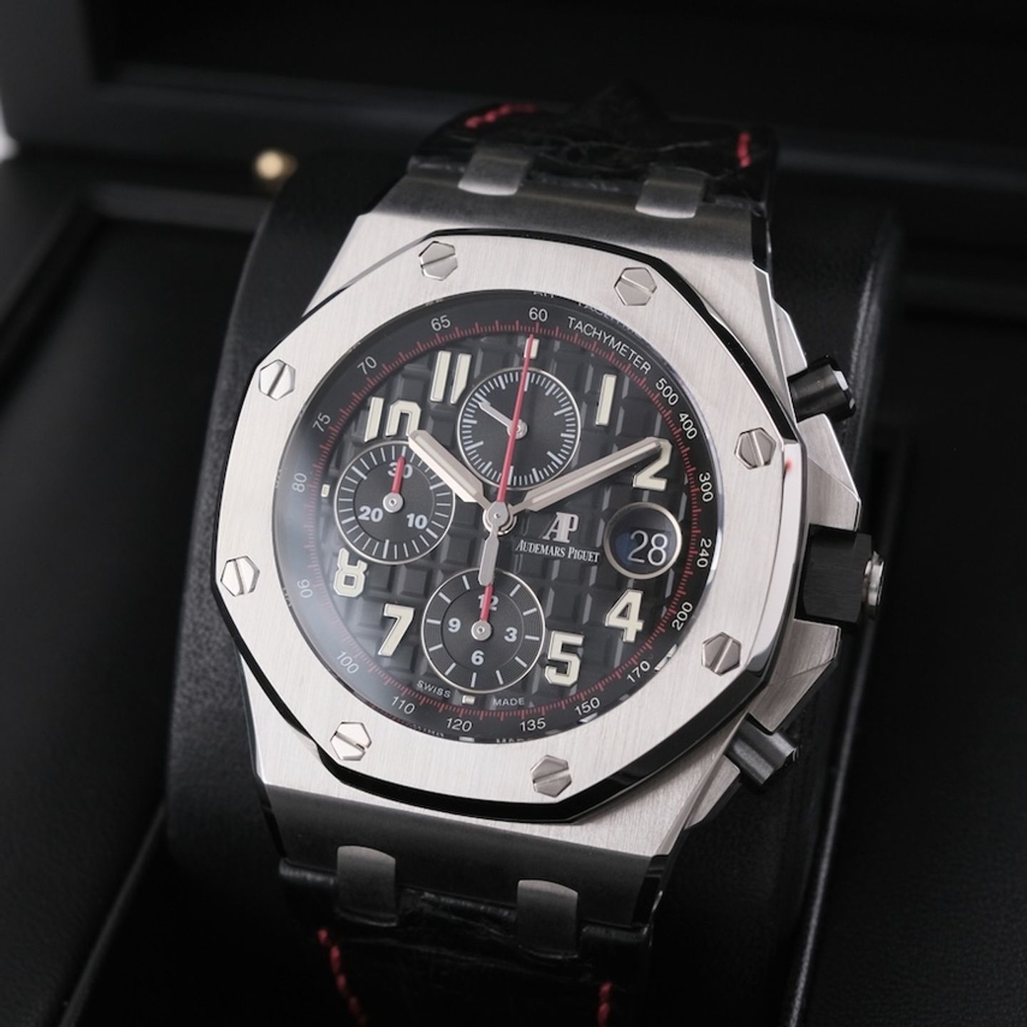 Audemars Piguet Royal Oak Offshore Chronograph 26470ST.OO.A101CR.01 - (2/8)