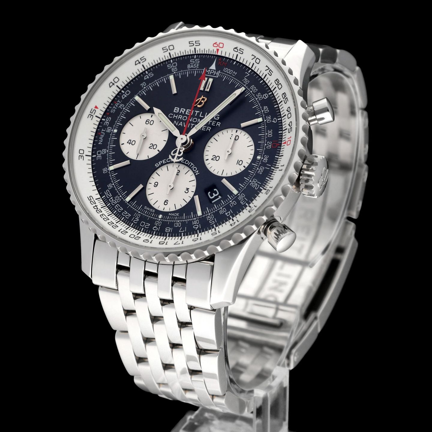 Breitling Navitimer 01 AB0121 (2022) - 43 mm Steel case (2/8)